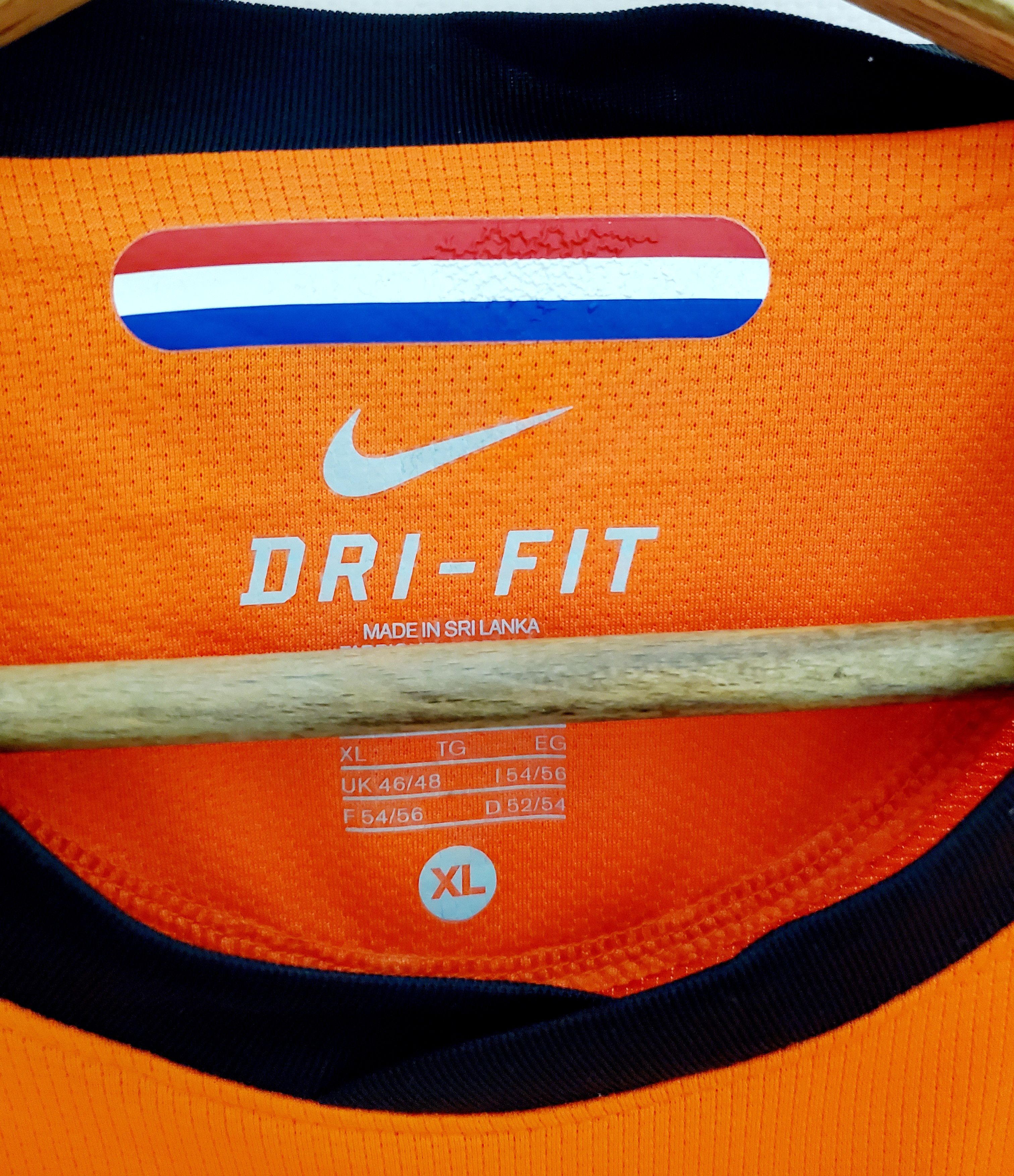 Nike NETHERLANDS 2010 2011 HOME JERSEY NIKE New condition Xl Size US XL / EU 56 / 4 - 4 Thumbnail