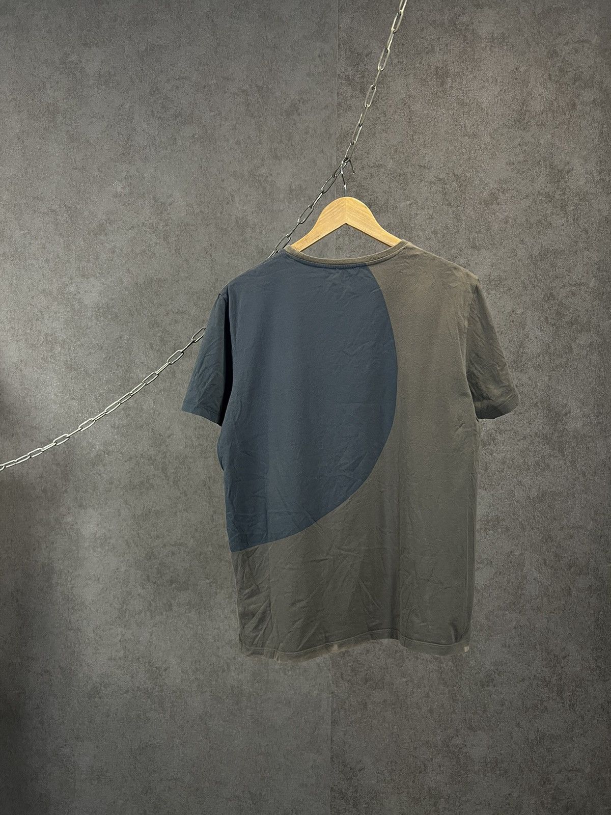 Cos Cos art designer tee Size US M / EU 48-50 / 2 - 6 Thumbnail