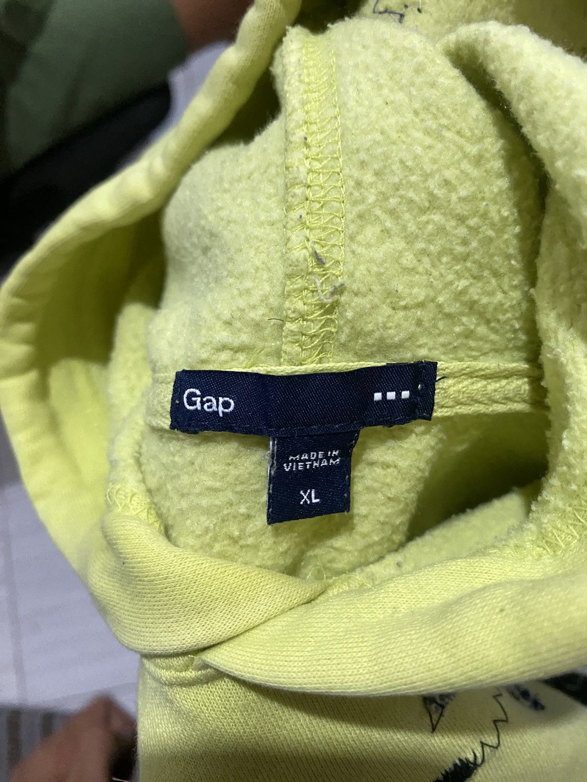 Gap REWORKED 1 OF 1 BATIK PATCHWORKS HOODIE SIZE L Size US L / EU 52-54 / 3 - 8 Thumbnail