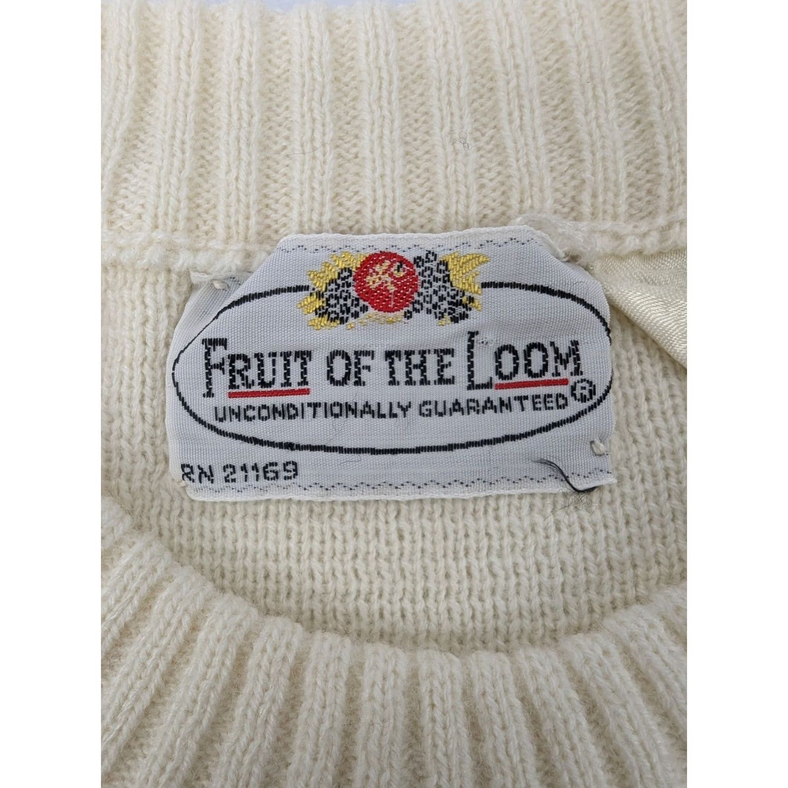 Fruit Of The Loom VINTAGE Fruit of the Loom Christmas Ugly Sweater Knit Crew Neck Long Sleeve Beige M Women Pullover Pattern: holiday Size M / US 6-8 / IT 42-44 - 7 Thumbnail