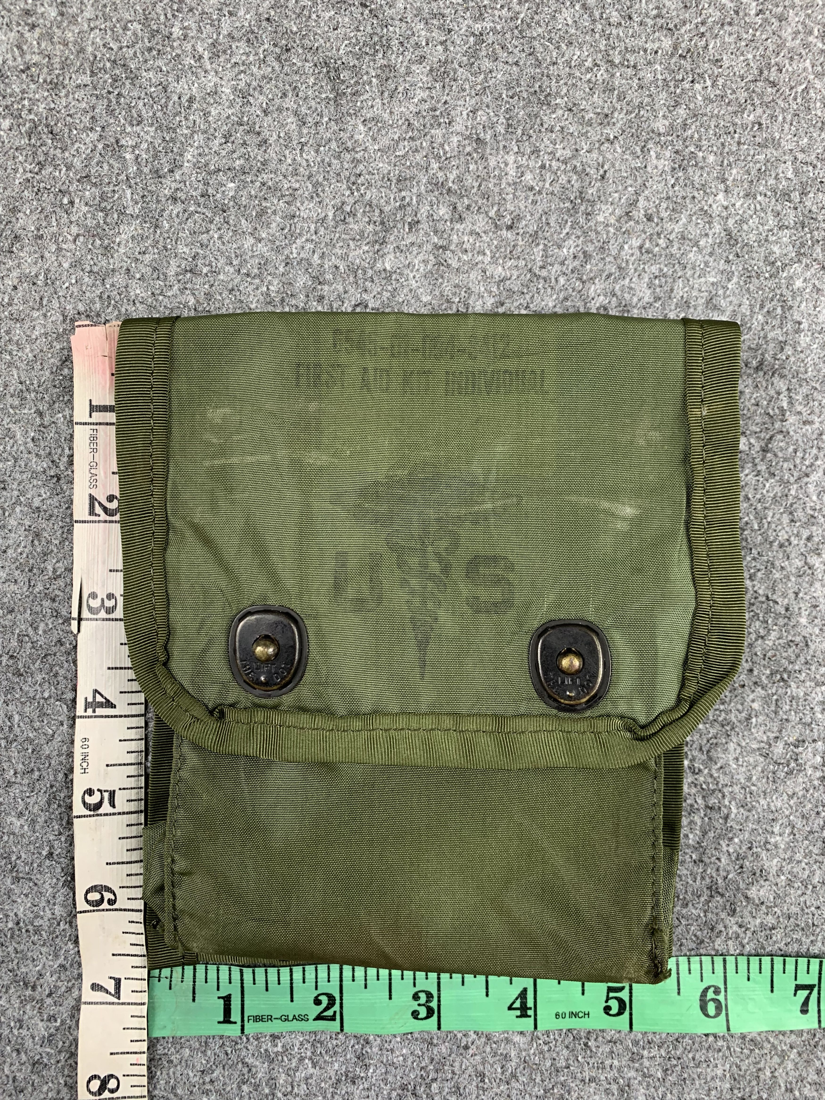 Vintage Vintage Us Air Force First Aid Kit Bag BG0067 Size ONE SIZE - 2 Thumbnail