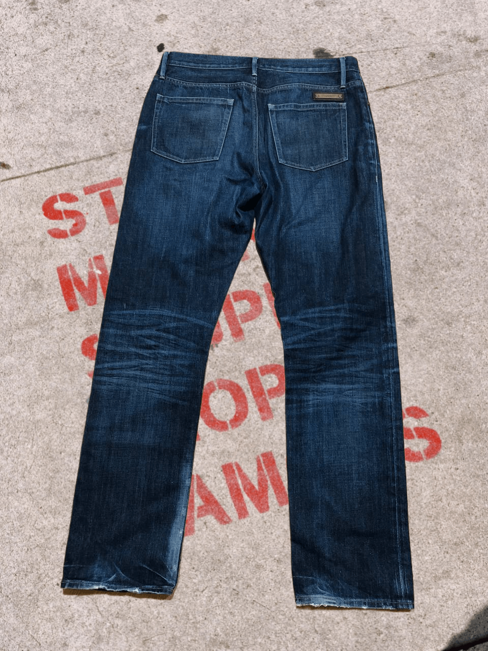 Burberry Vintage Burberry Faded Wash Denim jeans Size US 34 / EU 50 - 1 Thumbnail