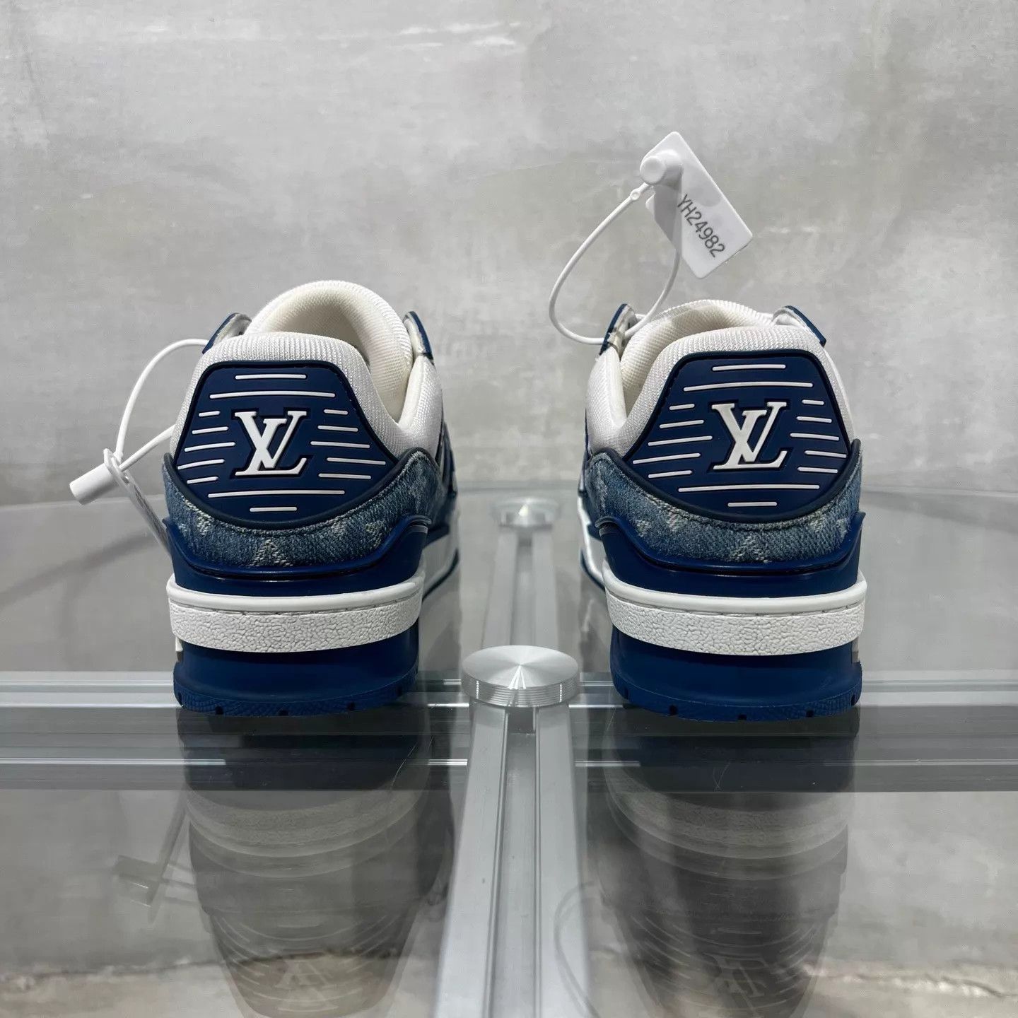 Louis Vuitton LV Trainer White Blue Denim UK2 36 Size US 4.5 / IT 34.5 - 6 Thumbnail