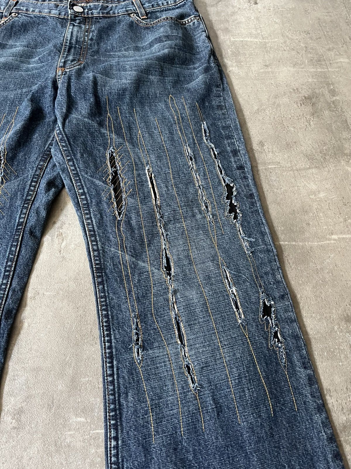 Walter Van Beirendonck Vintage Walter Van Beirendonck scratch flared navy jeans Size US 33 - 3 Thumbnail