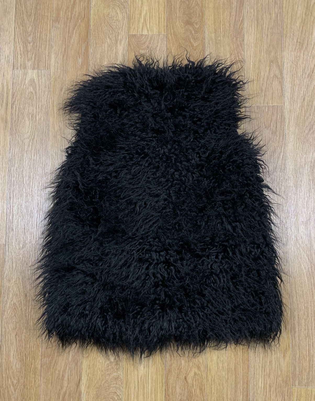 Vintage Y2K Avantgarde Mongolian fur Vests Yohji Style Size M / US 6-8 / IT 42-44 - 4 Thumbnail