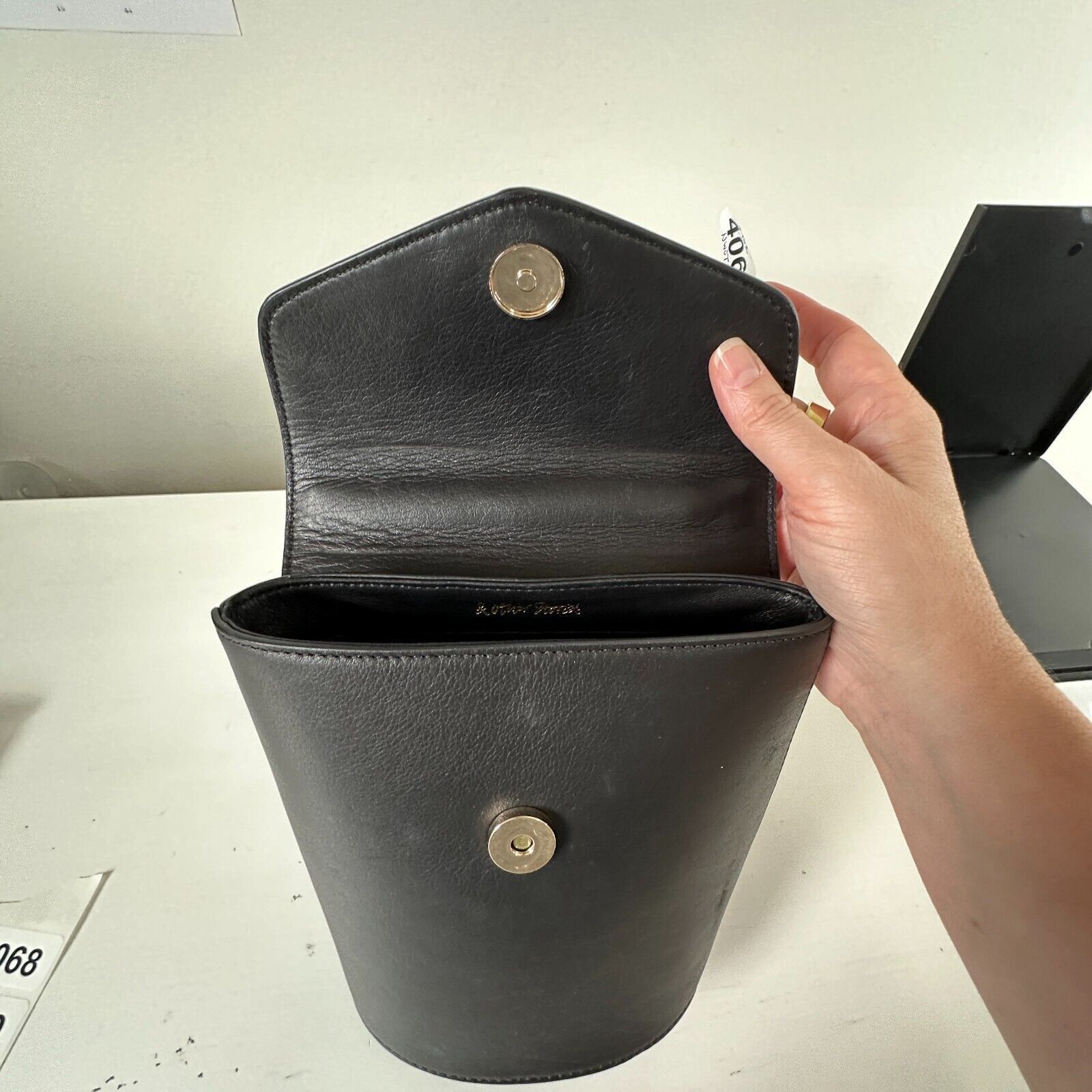 & Other Stories & Other Stories Black Scrunchy Handle Leather Barrel Purse Size ONE SIZE - 16 Thumbnail