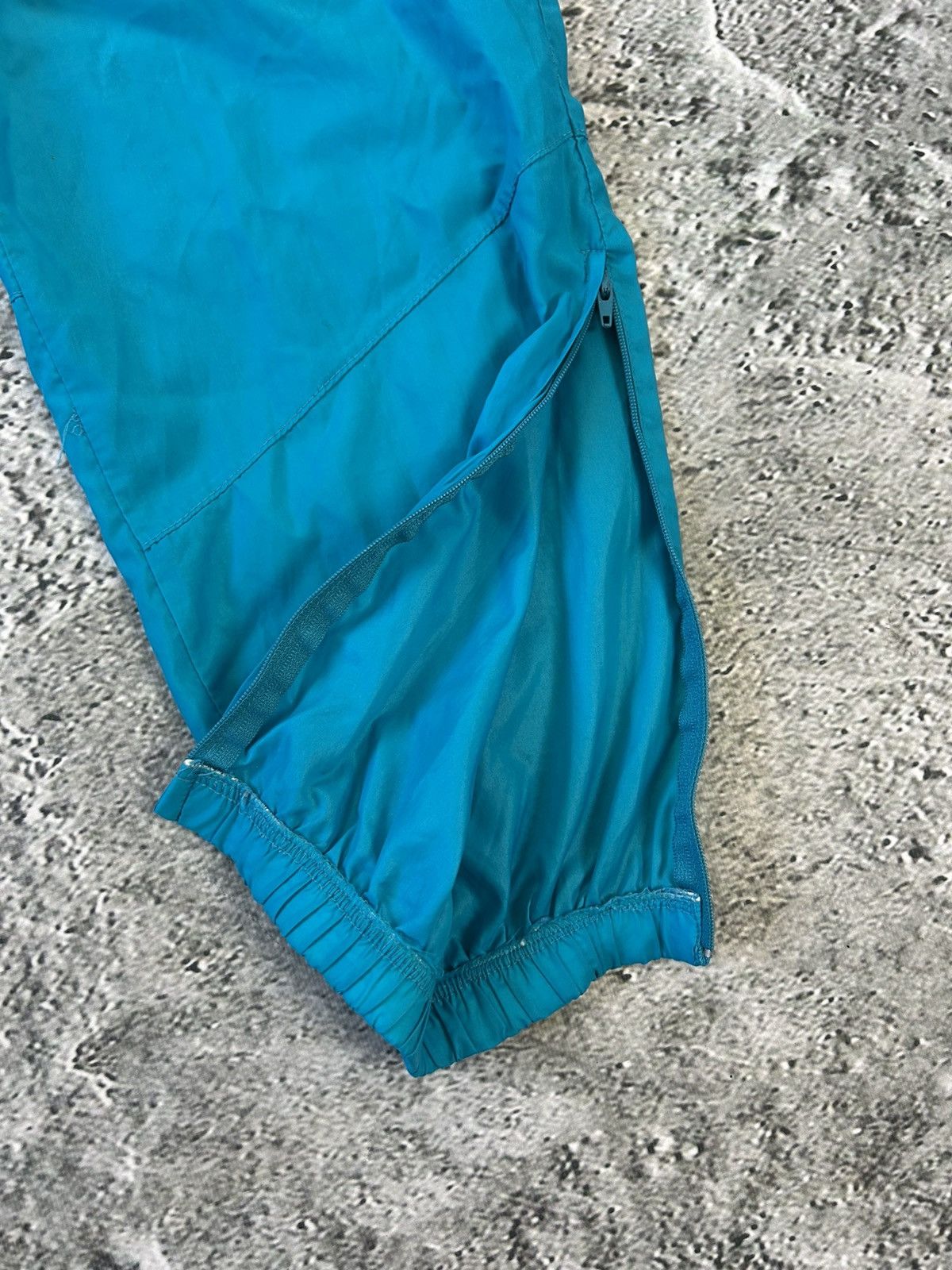 Nike 80s Nike vintage blue track pants small logo turquoise Size US 30 / EU 46 - 3 Thumbnail