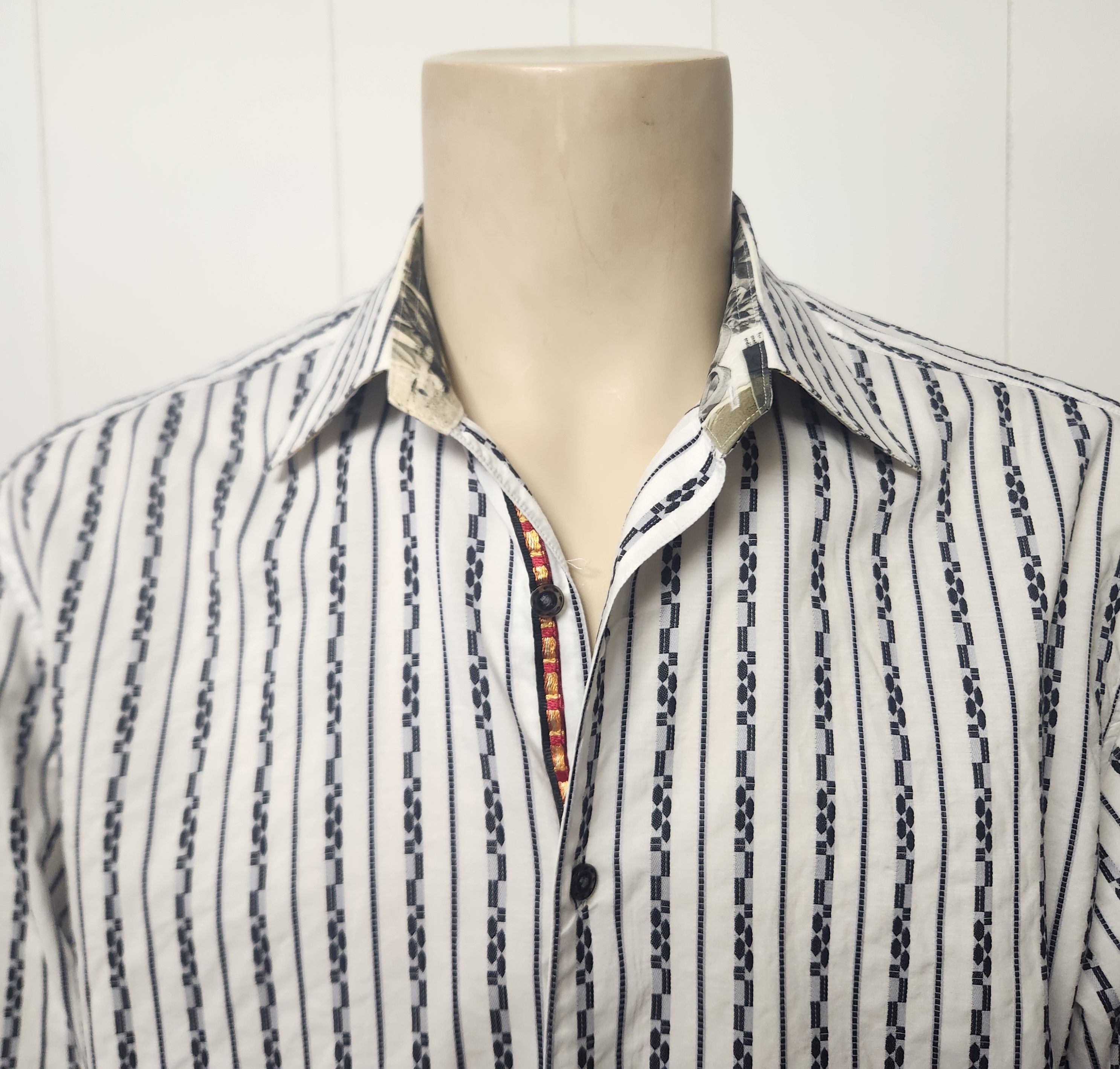 Robert Graham Robert Graham shirt XL men's black white stripe cotton Size US XL / EU 56 / 4 - 3 Thumbnail