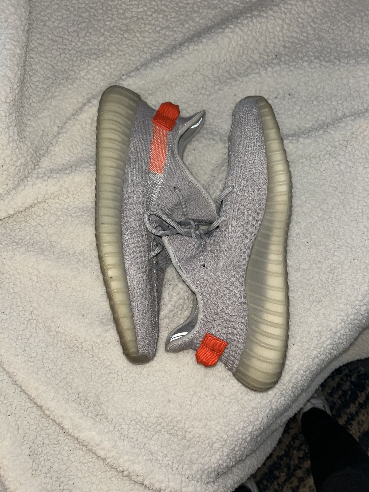 Adidas Adidas Yeezy Boost 350 V2 Tail Light Size 11.5 W/o Box Size US 11.5 / EU 44-45 - 5 Thumbnail