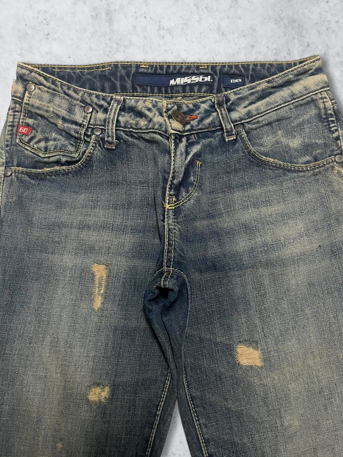 Miss Sixty Vintage Miss Sixty Sand Wash Ripped Italian Designer Jeans Size 28" / US 6 / IT 42 - 8 Thumbnail