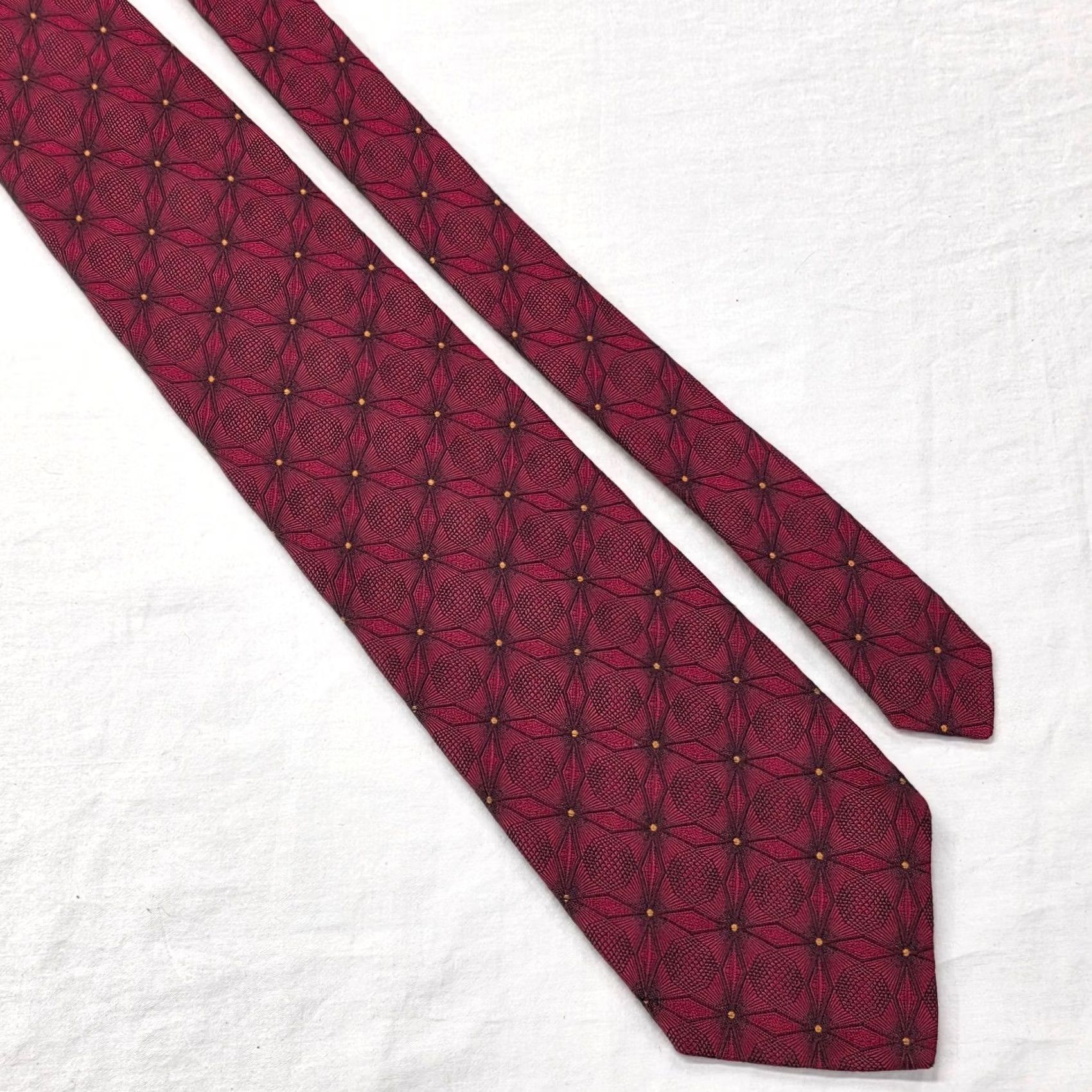 Robert Talbott Robert Talbott Best of Class Silk Necktie Tie Mens Red Floral USA Hand Made 57"-60" Classic Width 4" One Size Size ONE SIZE - 4 Thumbnail