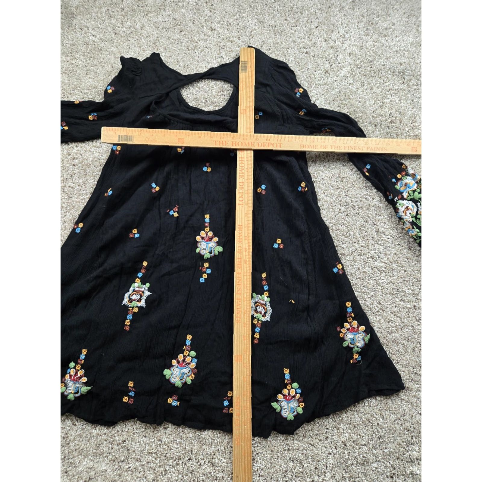 Free People VINTAGE Free People Oxford Shift Dress Small Black Embroidered Long Sleeve Floral Tunic Size S / US 4 / IT 40 - 7 Thumbnail