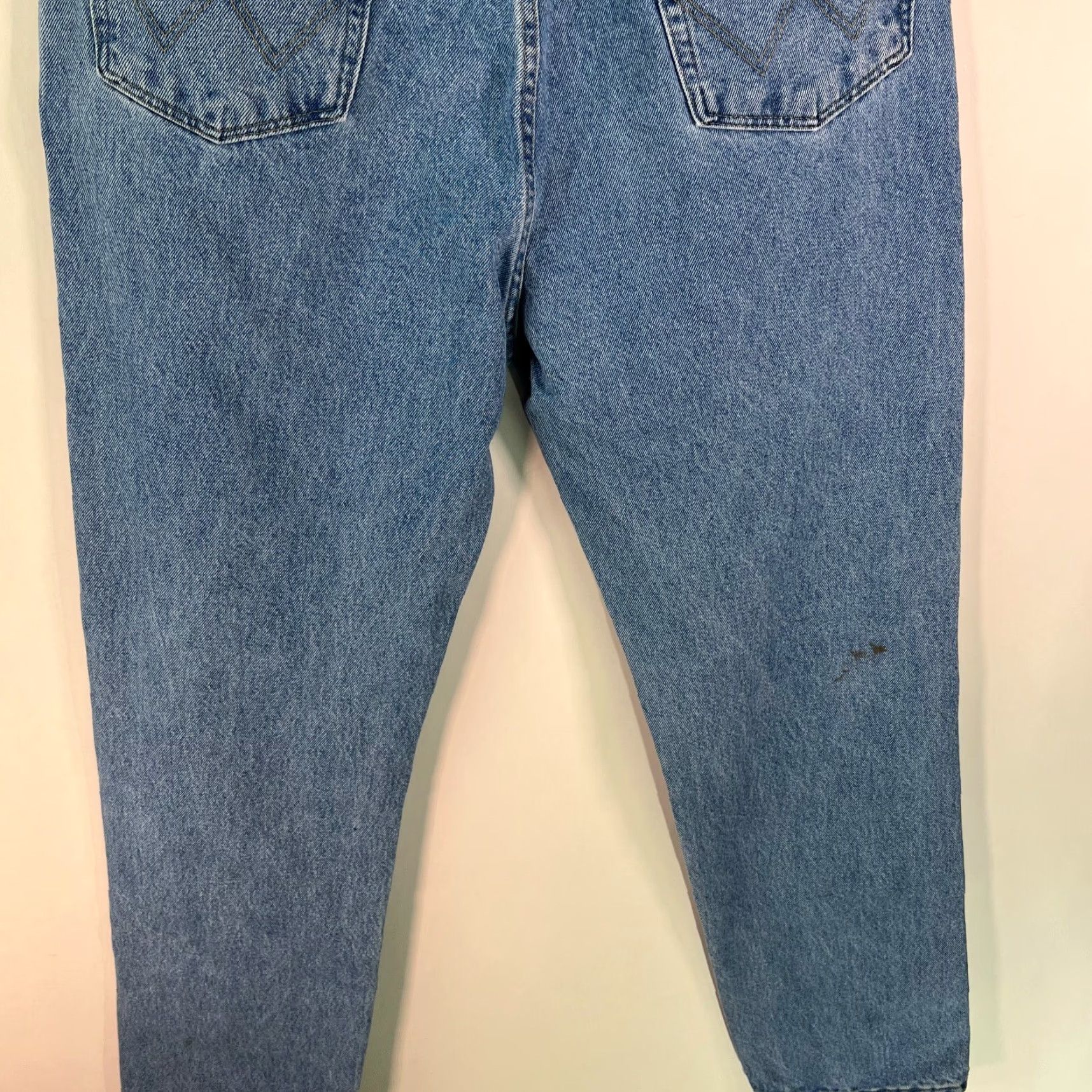 Wrangler VINTAGE Wrangler Rugged Wear Denim Jeans Men's Size 38 Straight Leg Blue 38X32 Size US 38 / EU 54 - 6 Thumbnail