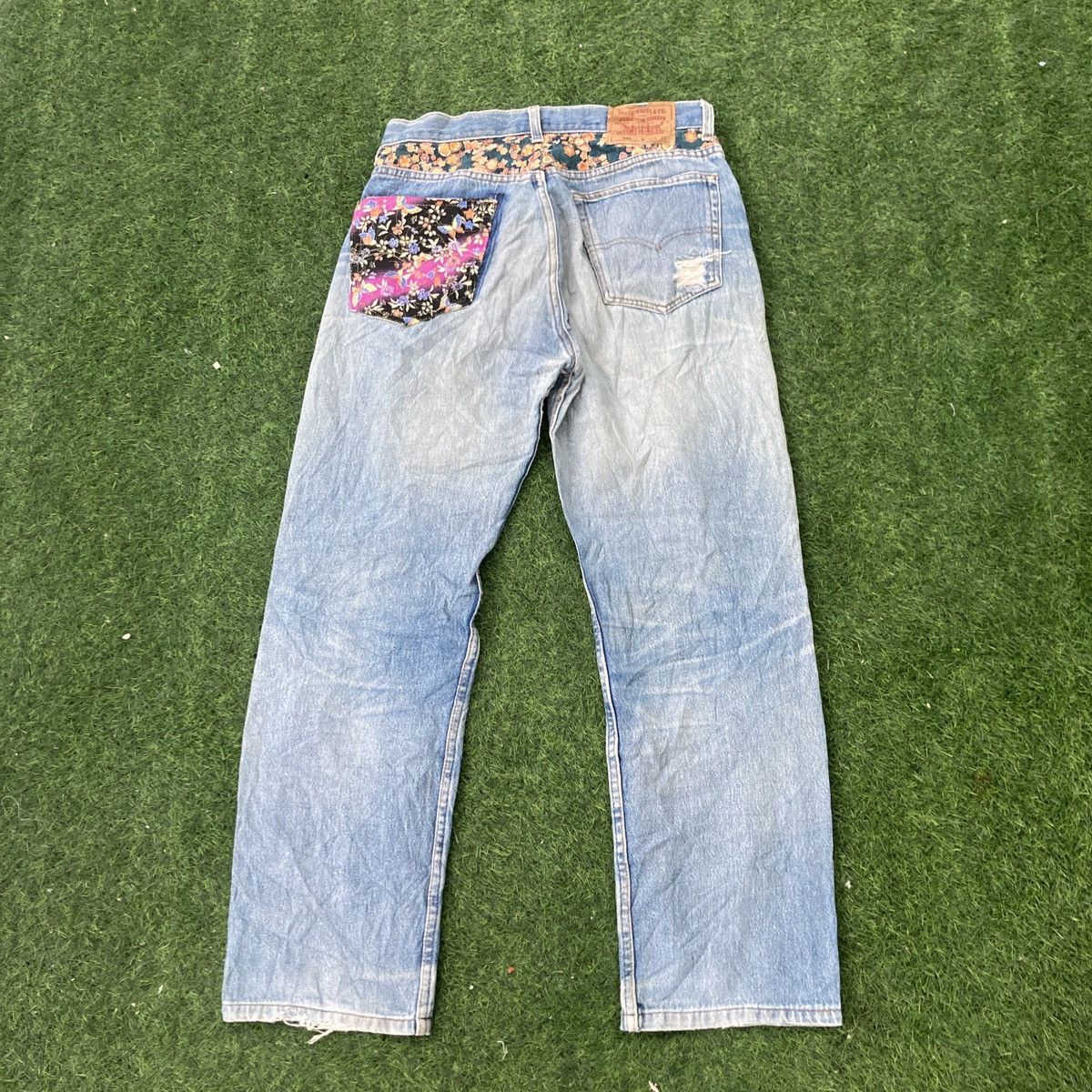 Levi's × Levi's Vintage Clothing × Vintage VINTAGE 90s LEVI’S 501 DISTRESSED JEANS Size US 34 / EU 50 - 1 Thumbnail