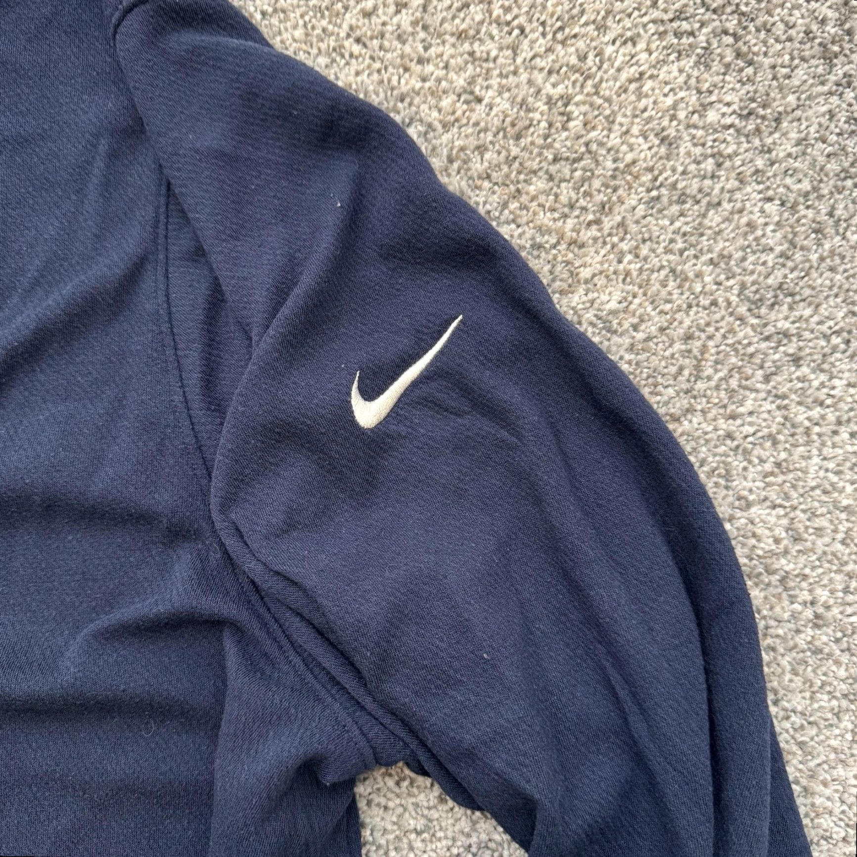 Nike Nike Dri-FIT Pullover Shirt Mens 2XL Navy Blue Long Sleeve Quarter Zip Sword Logo Size US XXL / EU 58 / 5 - 5 Thumbnail