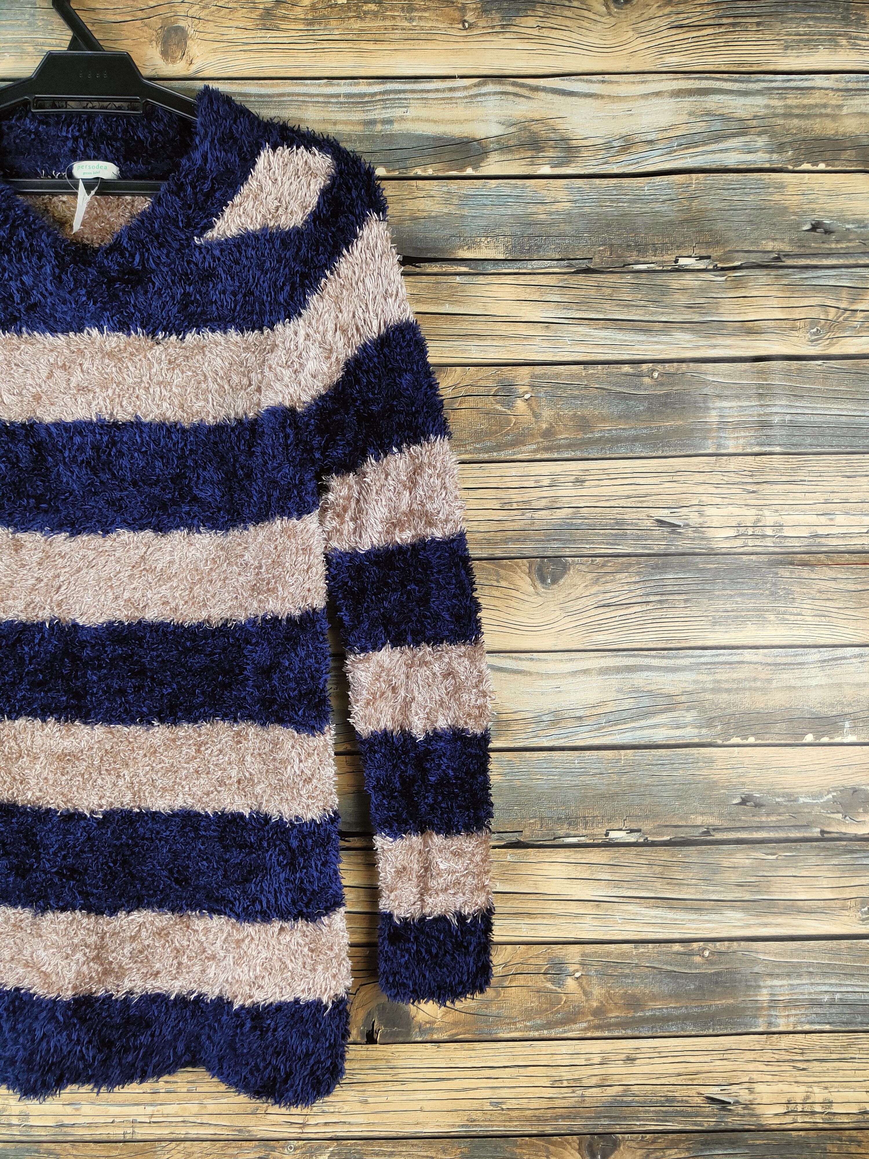 Japanese Brand DL Persodea Navy Beige Fur Mohair Knitwear #46-919 Size S / US 4 / IT 40 - 5 Thumbnail