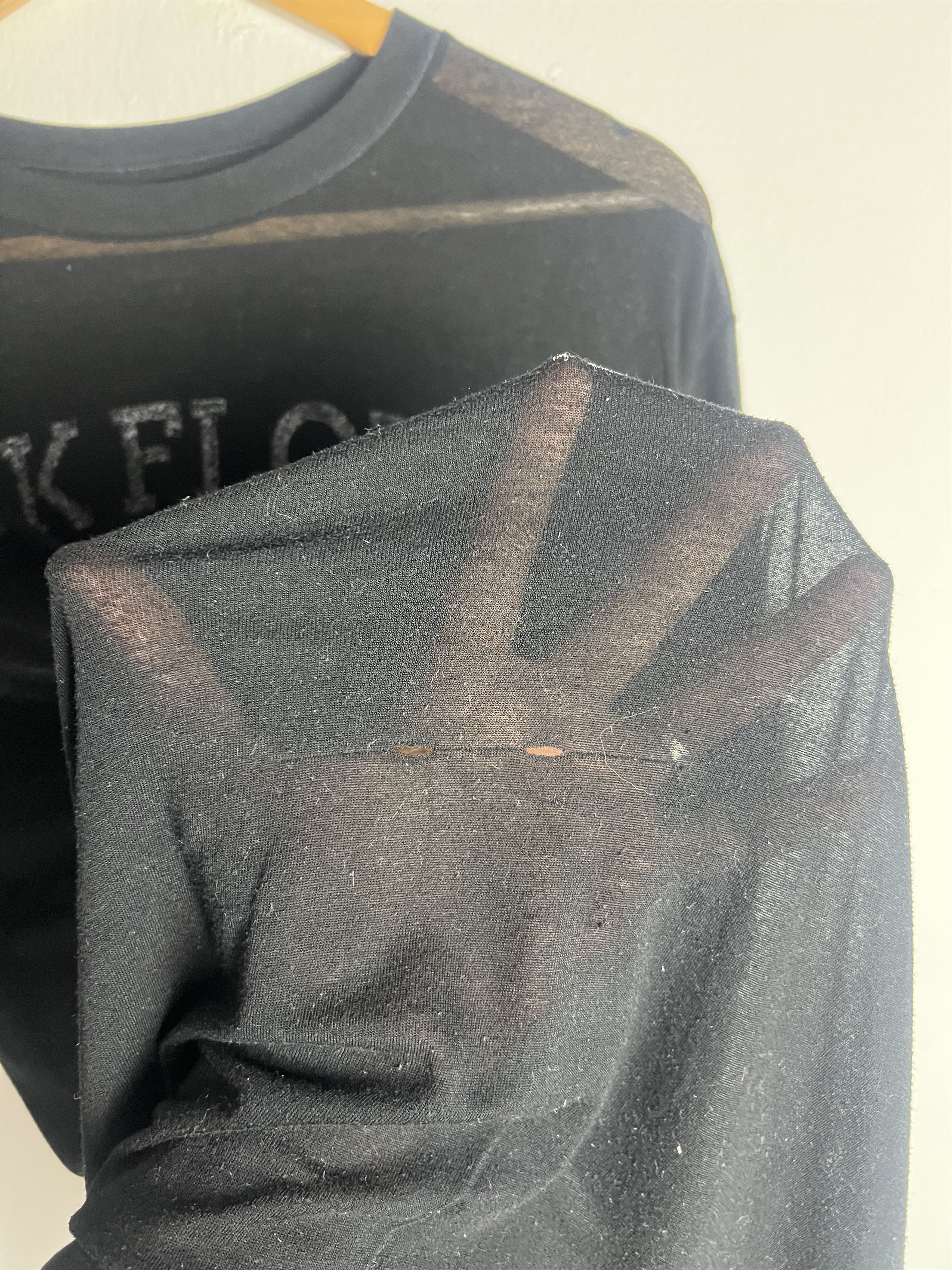 Pink Floyd Pink Floyd "The Dark Side of Moon" Tee Size US L / EU 52-54 / 3 - 8 Thumbnail