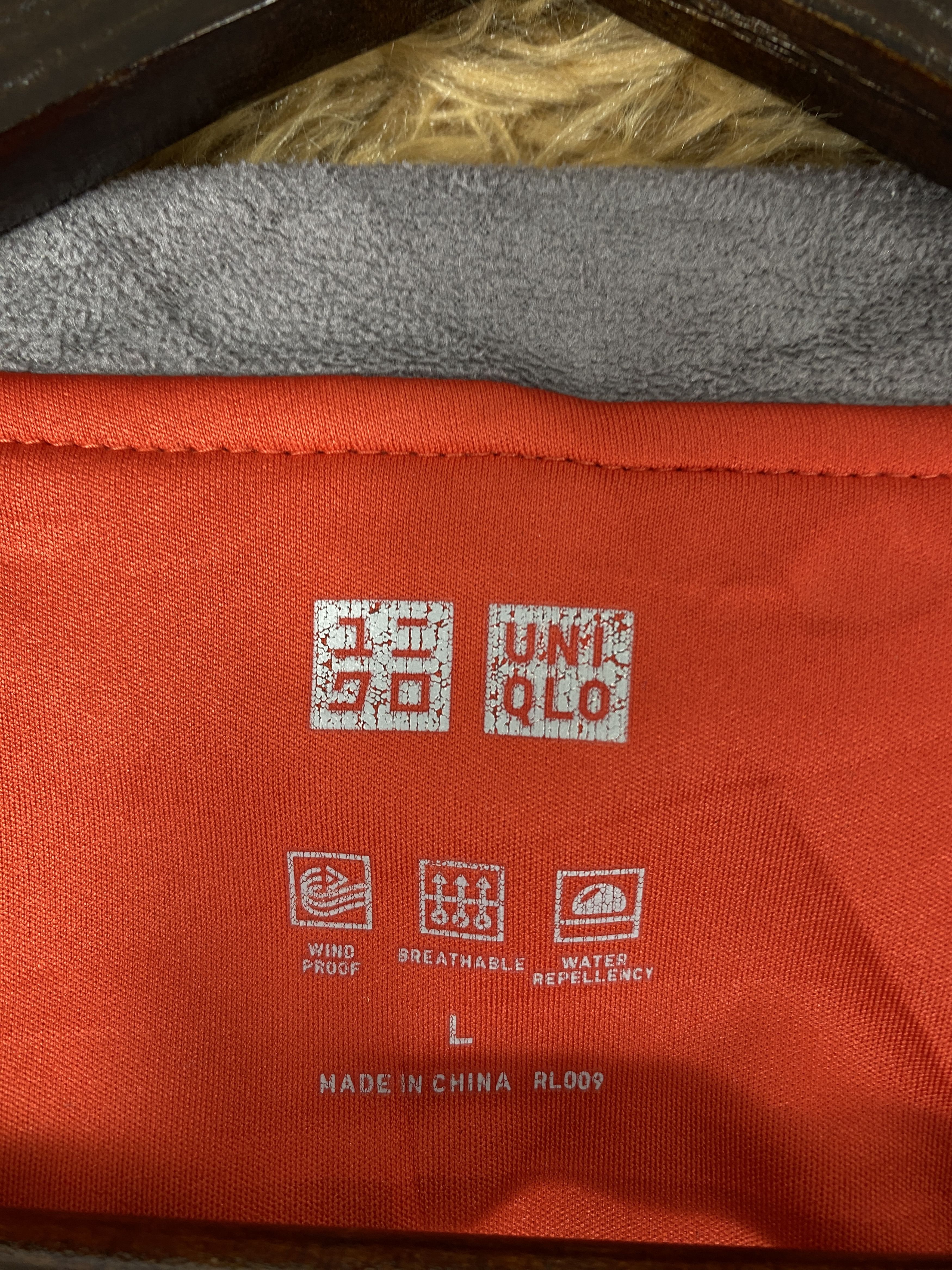 Uniqlo Vintage Uniqlo Hoodie Fleece Lining Jacket J2000 Size US S / EU 44-46 / 1 - 11 Thumbnail