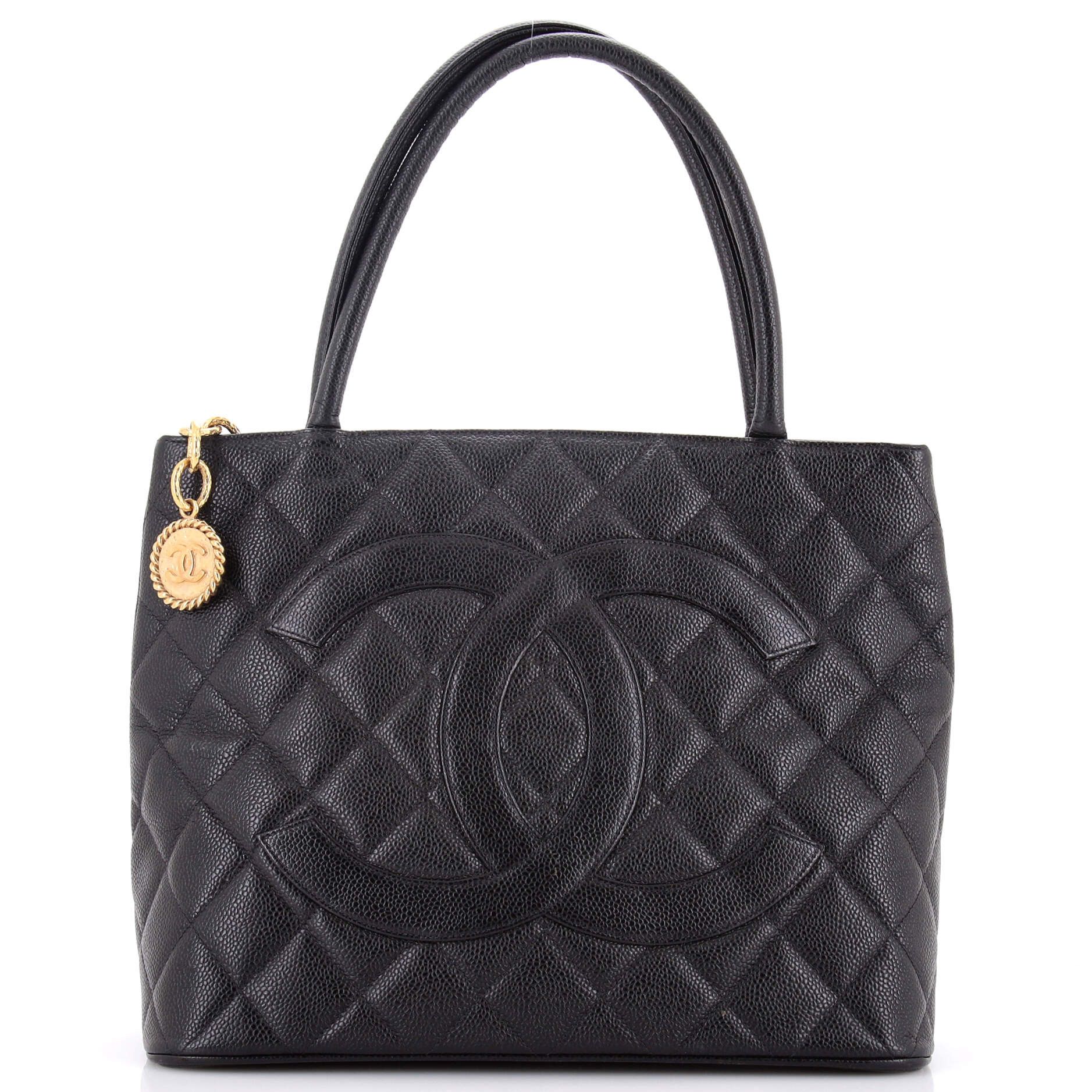 Chanel Medallion Tote Size ONE SIZE - 1 Thumbnail