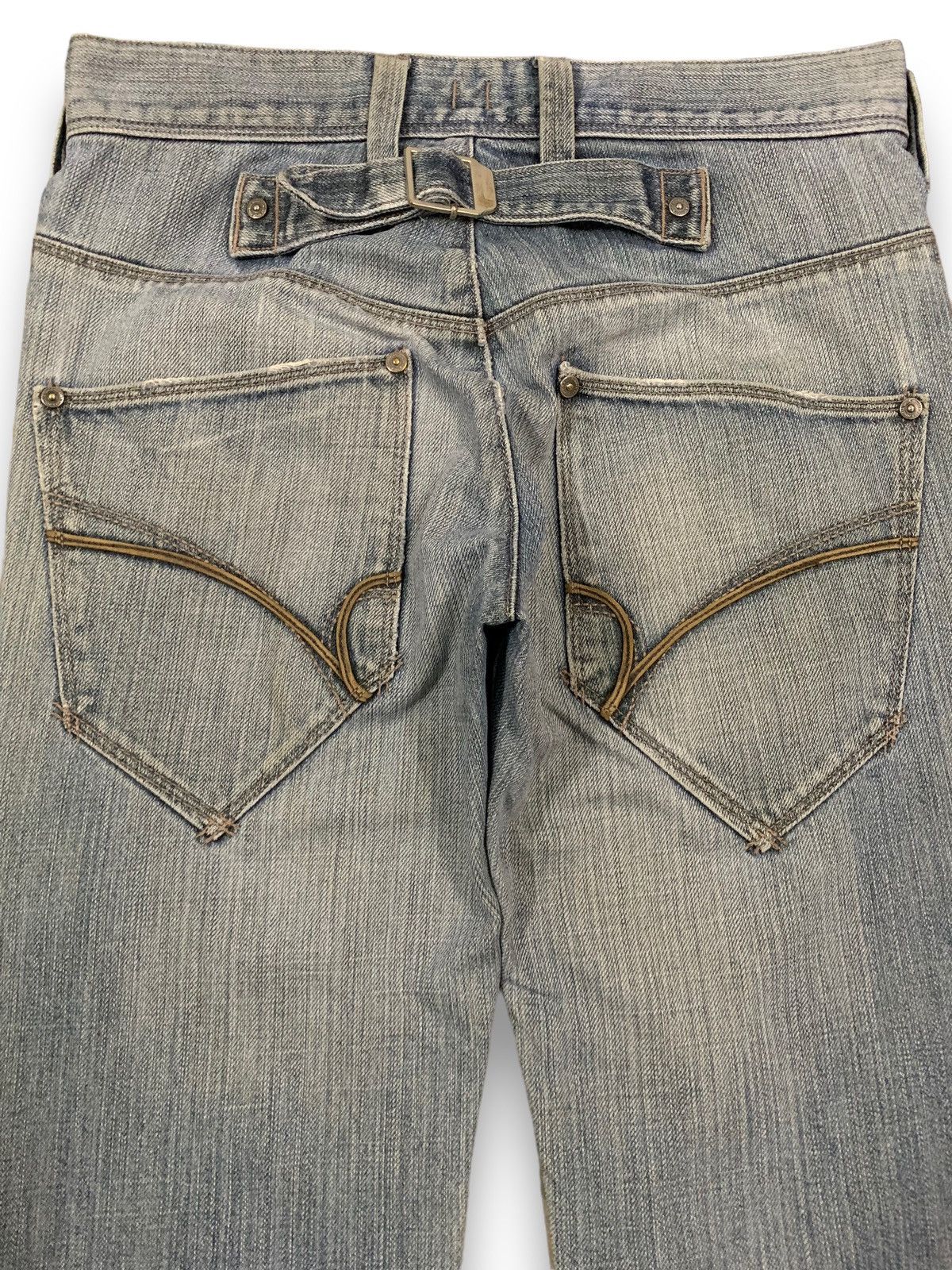 Undercover × Uniqlo Vintage Japanese Back Number Buckle Back Punk Style Jeans Size US 30 / EU 46 - 14 Thumbnail