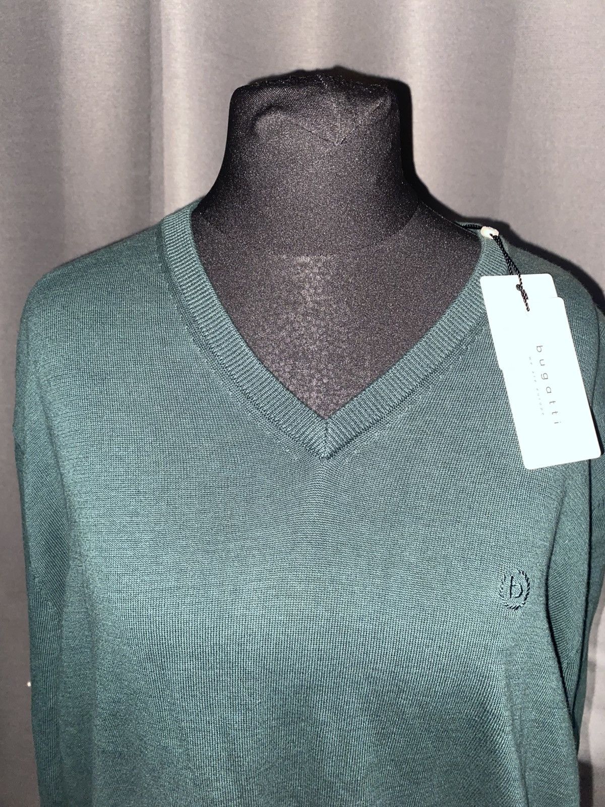 Bugatti Bugatti - BNWT - V-Neck Sweater - Green - XL - Cotton Size US XL / EU 56 / 4 - 1 Thumbnail