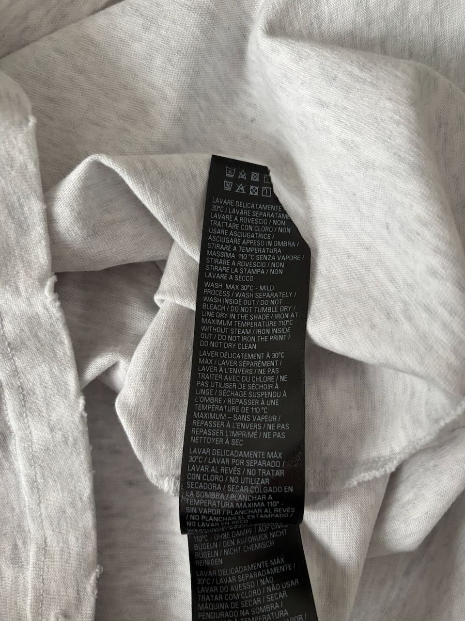 Balenciaga Balenciaga Archive Longsleeve Size US S / EU 44-46 / 1 - 9 Thumbnail
