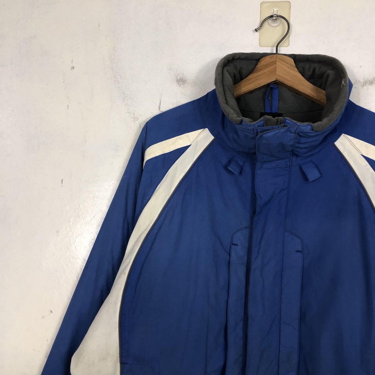 Japanese Brand Fishing Jacket Zipper Daiwa Big Logo Size US L / EU 52-54 / 3 - 9 Thumbnail