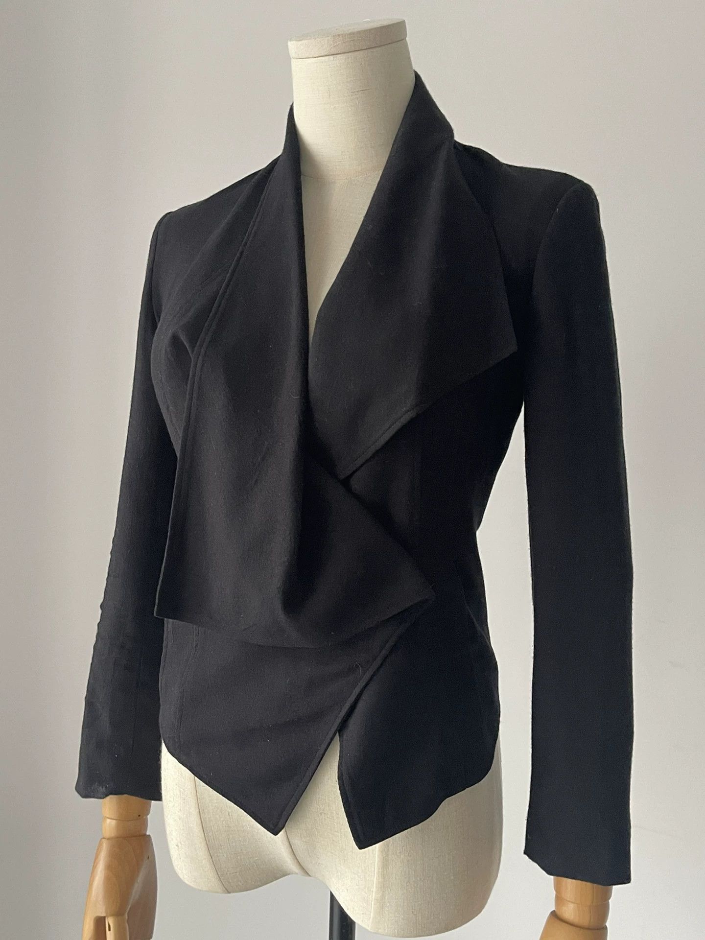 Helmut Lang Helmut Lang Irregular Neck Silk Jacket Size M / US 6-8 / IT 42-44 - 1 Thumbnail