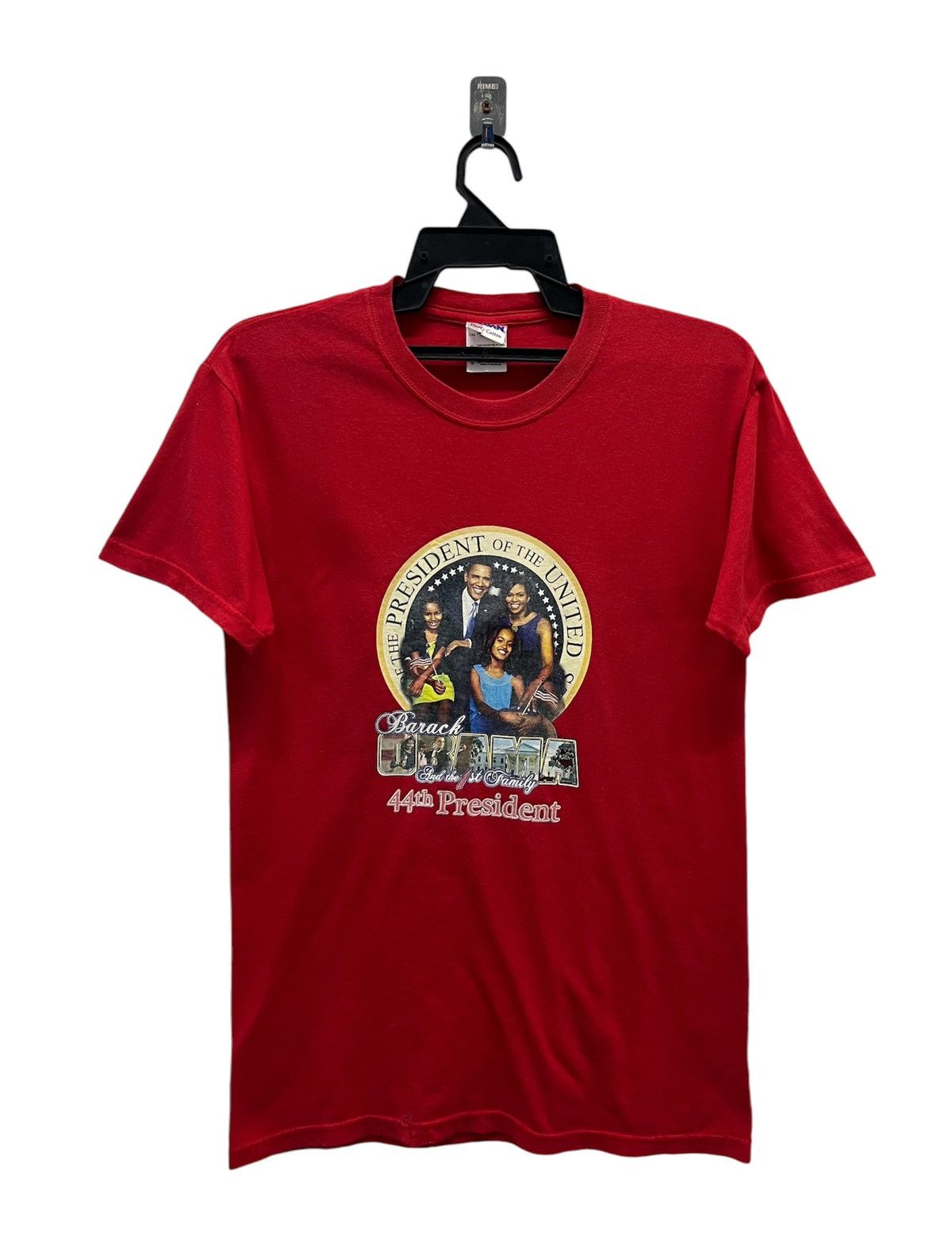 Gildan × Vintage VINTAGE BARACK OBAMA AND THE 1st FAMILY 44th PRESIDENT SHIRT Size US S / EU 44-46 / 1 - 1 Thumbnail
