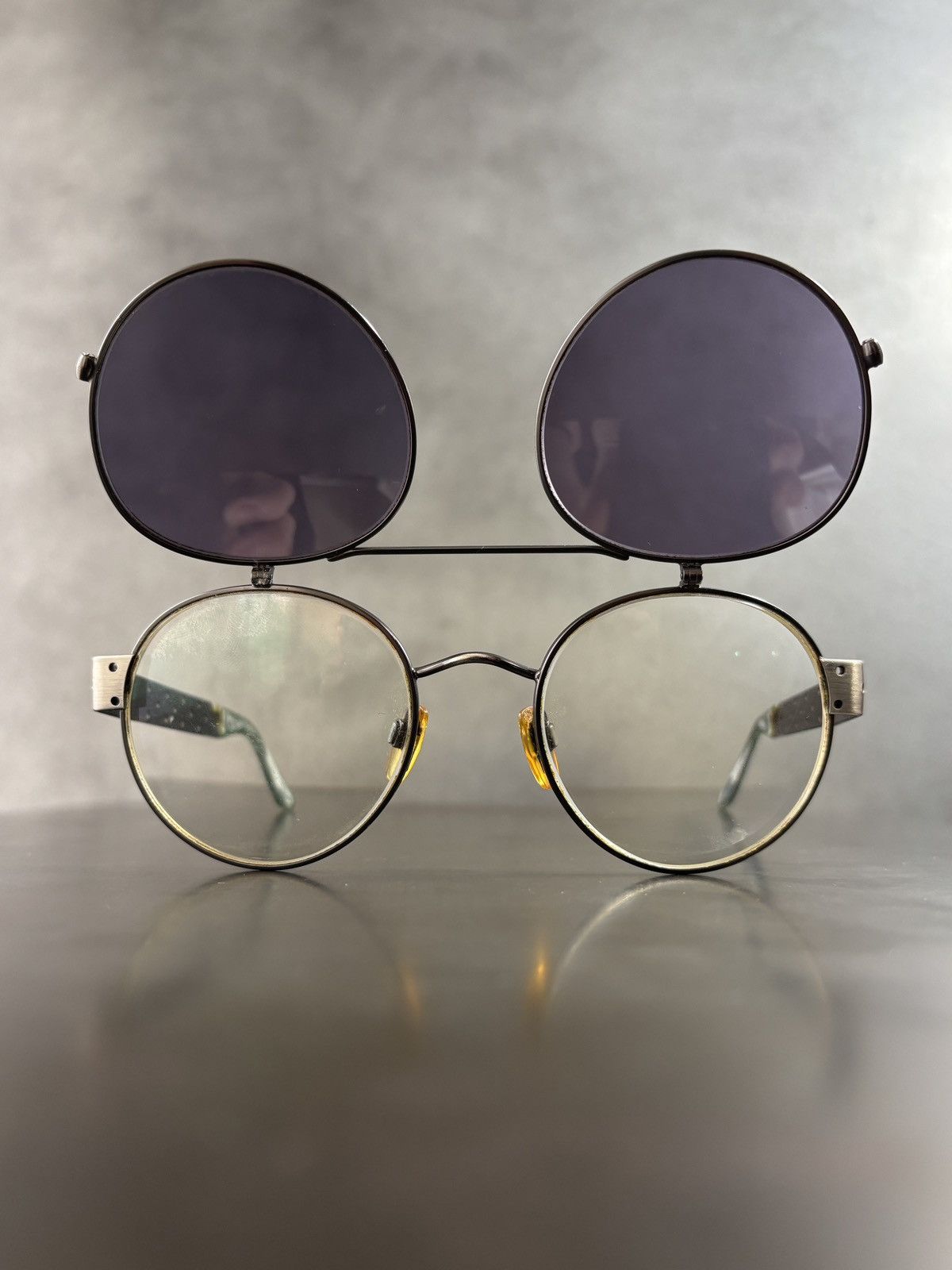 Giorgio Armani Vintage Giorgio Armani Sunglasses Frames Flip Up Glasses 657 Size ONE SIZE - 2 Thumbnail