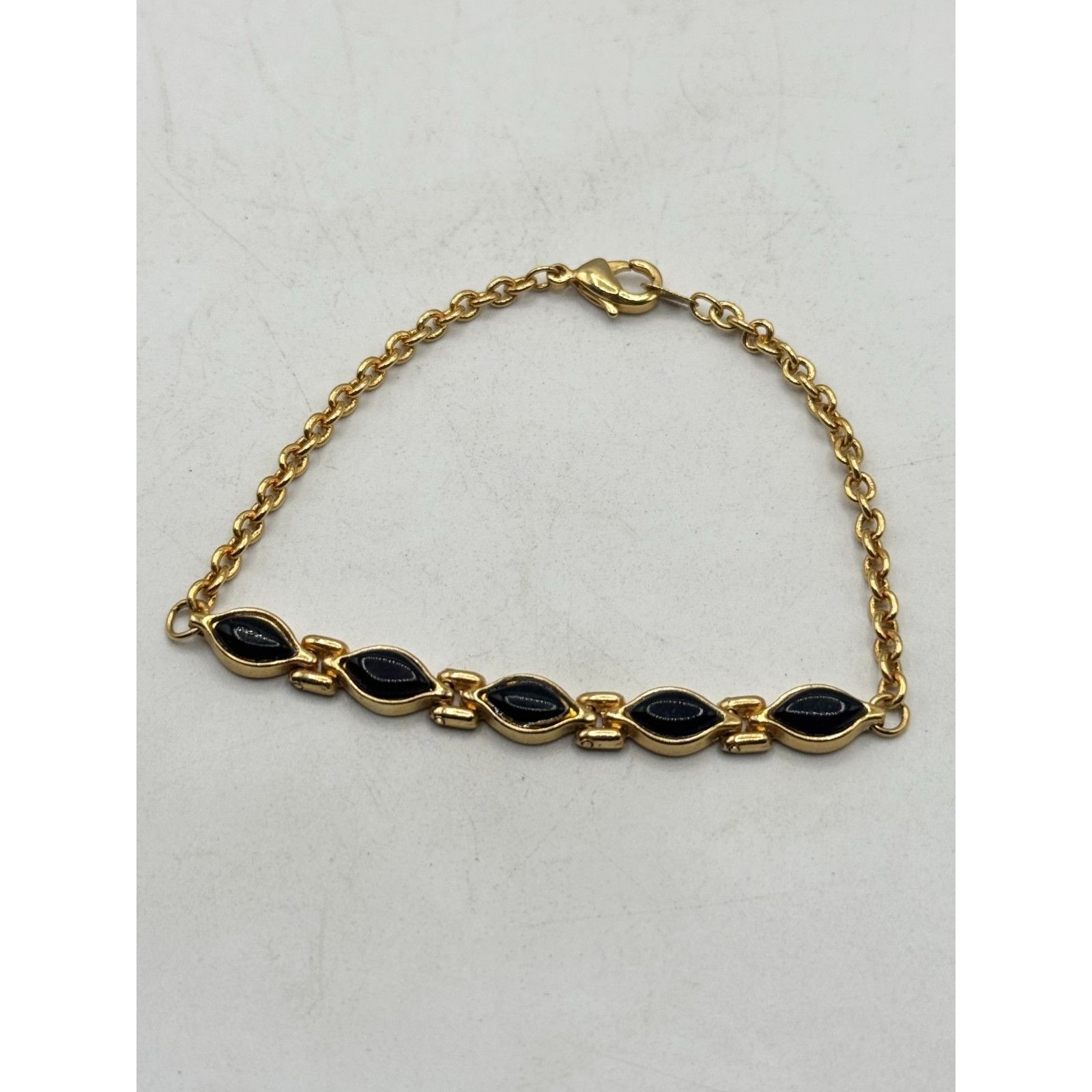 Vintage Vintage black enamel gold tone chain bracelet Size ONE SIZE - 2 Thumbnail