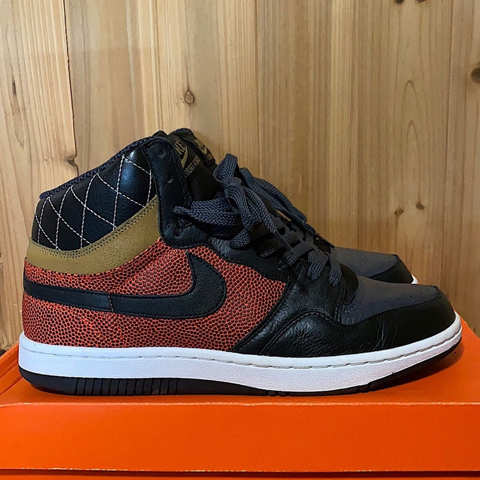 Nike 2007 Nike court force high premium Size US 11 / EU 44 - 2 Thumbnail