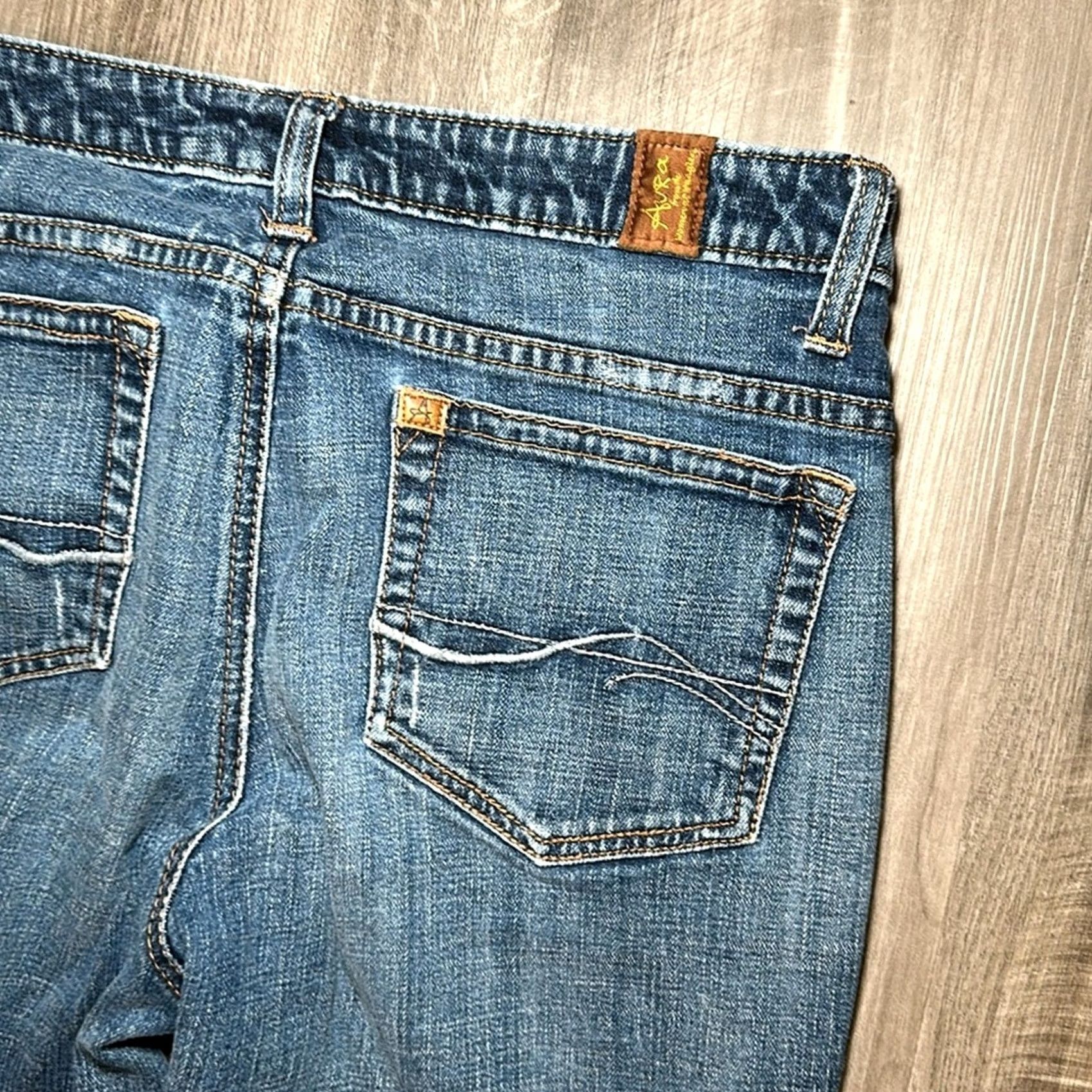 Wrangler Wrangler Aura Blue Boot Cut Jeans - Women 30 Regular Size 30, Bootcut, 32 Inseam, 40.5 Length, 8 Leg Opening, 10 Rise, 11.5 Thigh, MS10698 Size 30" / US 8 / IT 44 - 4 Thumbnail