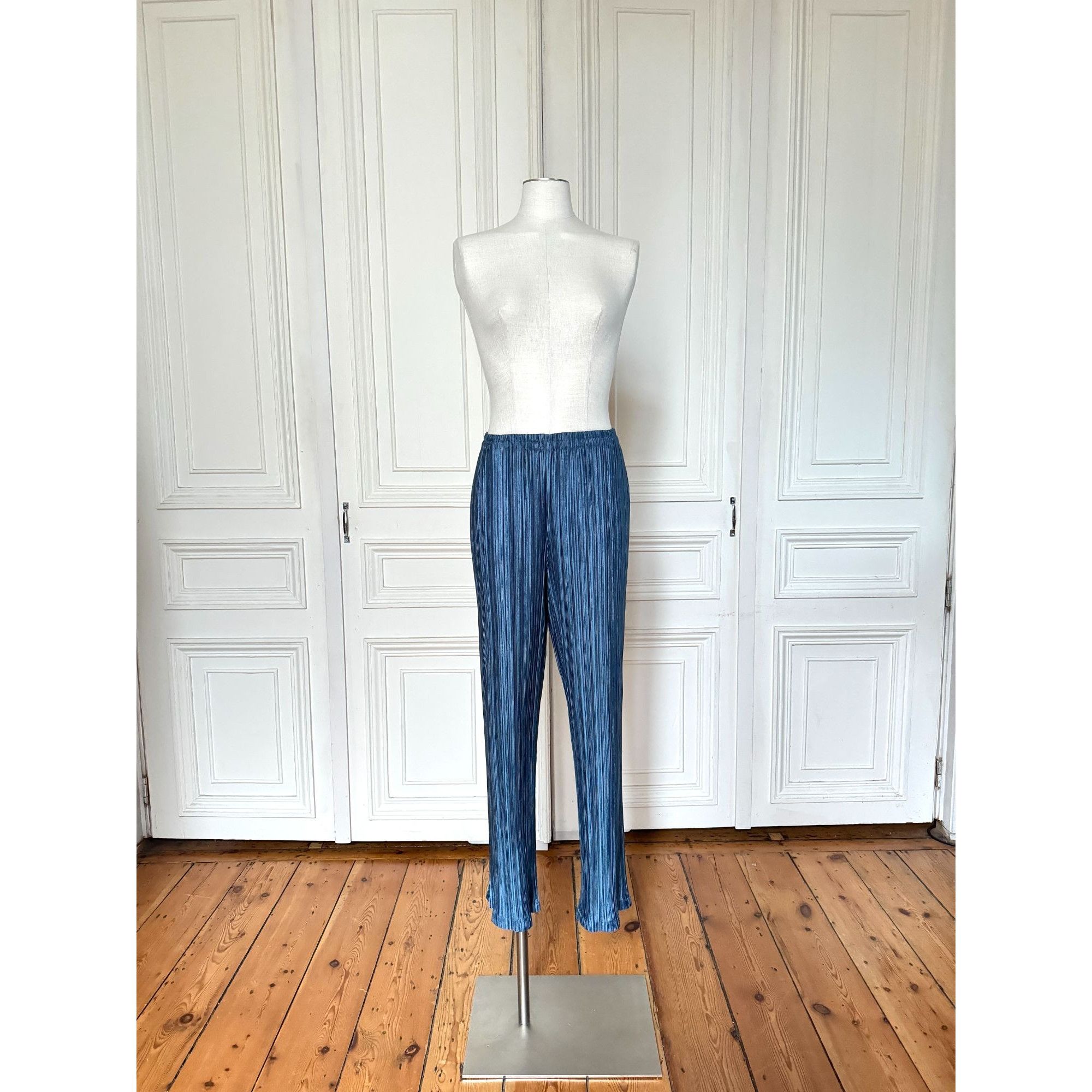 Issey Miyake Iridescent Blue Pleated Pants Suit Size M / US 6-8 / IT 42-44 - 5 Thumbnail