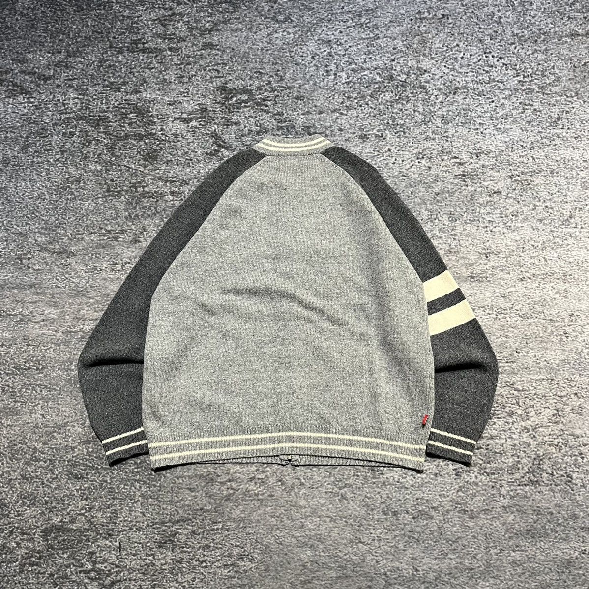 Ecko Unltd. Vintage Y2K Ecko U NLTD Spell Out Gray Wool Zip Up Sweater Size US L / EU 52-54 / 3 - 2 Thumbnail