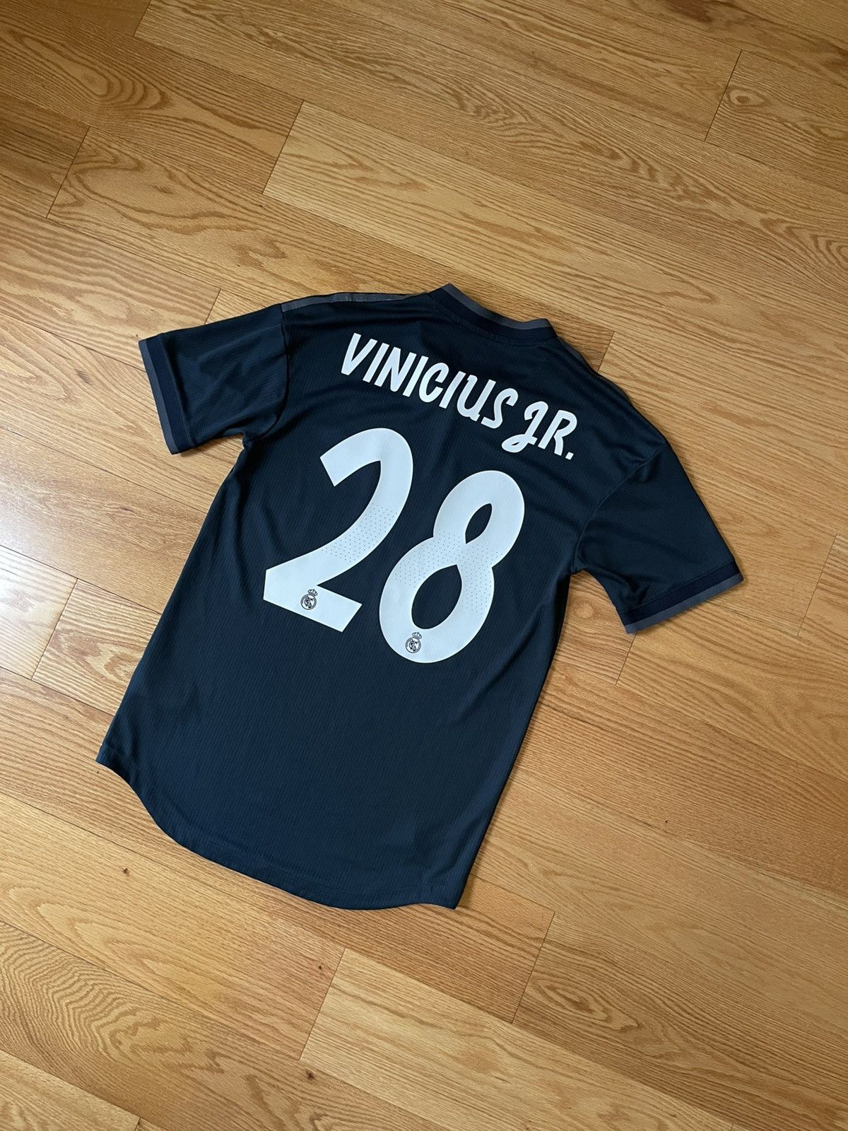 Adidas Adidas Real Madrid VINI JR🇧🇷 2018/19 away jersey (Size small) Size US S / EU 44-46 / 1 - 1 Thumbnail