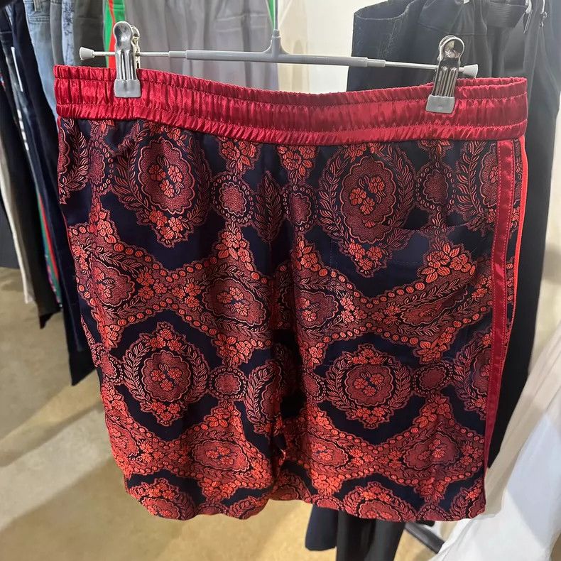 Gucci Gucci Printed shorts Size US 28 / EU 44 - 2 Thumbnail