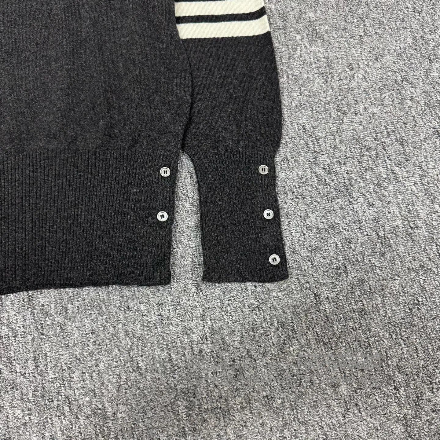 Thom Browne Thom Browne Four stripes; wool knit sweater| Size US L / EU 52-54 / 3 - 5 Thumbnail