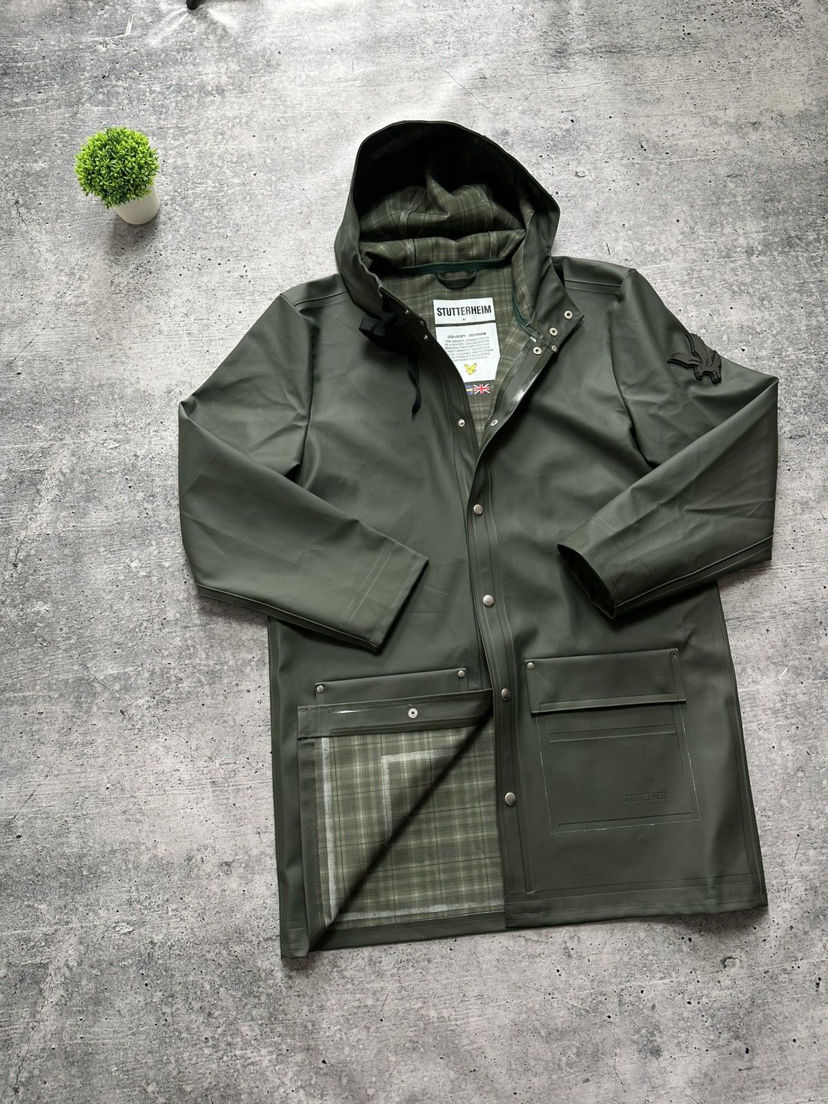 Stutterheim Lyle & Scott x Stutterheim Stockholm Rain Waterproof Jacket Size US XL / EU 56 / 4 - 1 Thumbnail