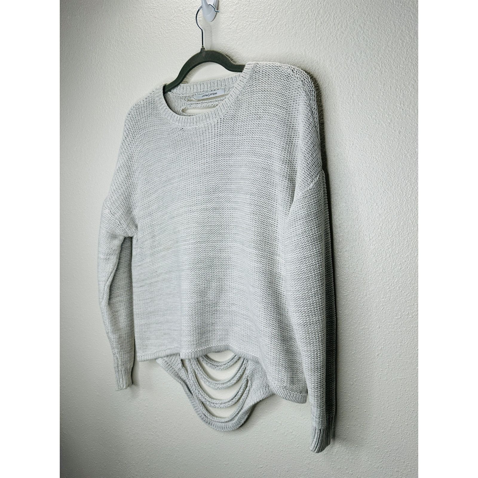 Other Stitches & Stripes Light Gray Crew Distressed Back Sweater Size XL / US 12-14 / IT 48-50 - 3 Thumbnail
