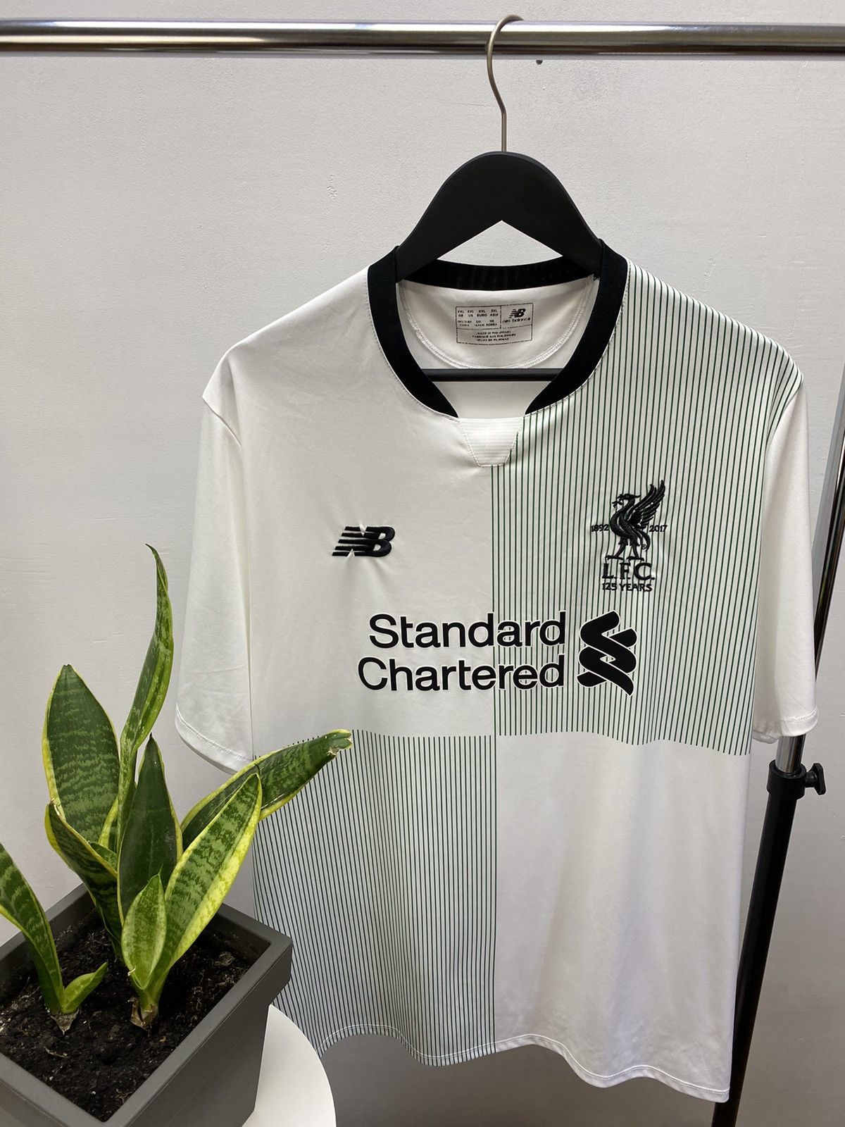 New Balance 2017 2018 Liverpool New Balance Away Soccer Jersey Size US XXL / EU 58 / 5 - 5 Thumbnail