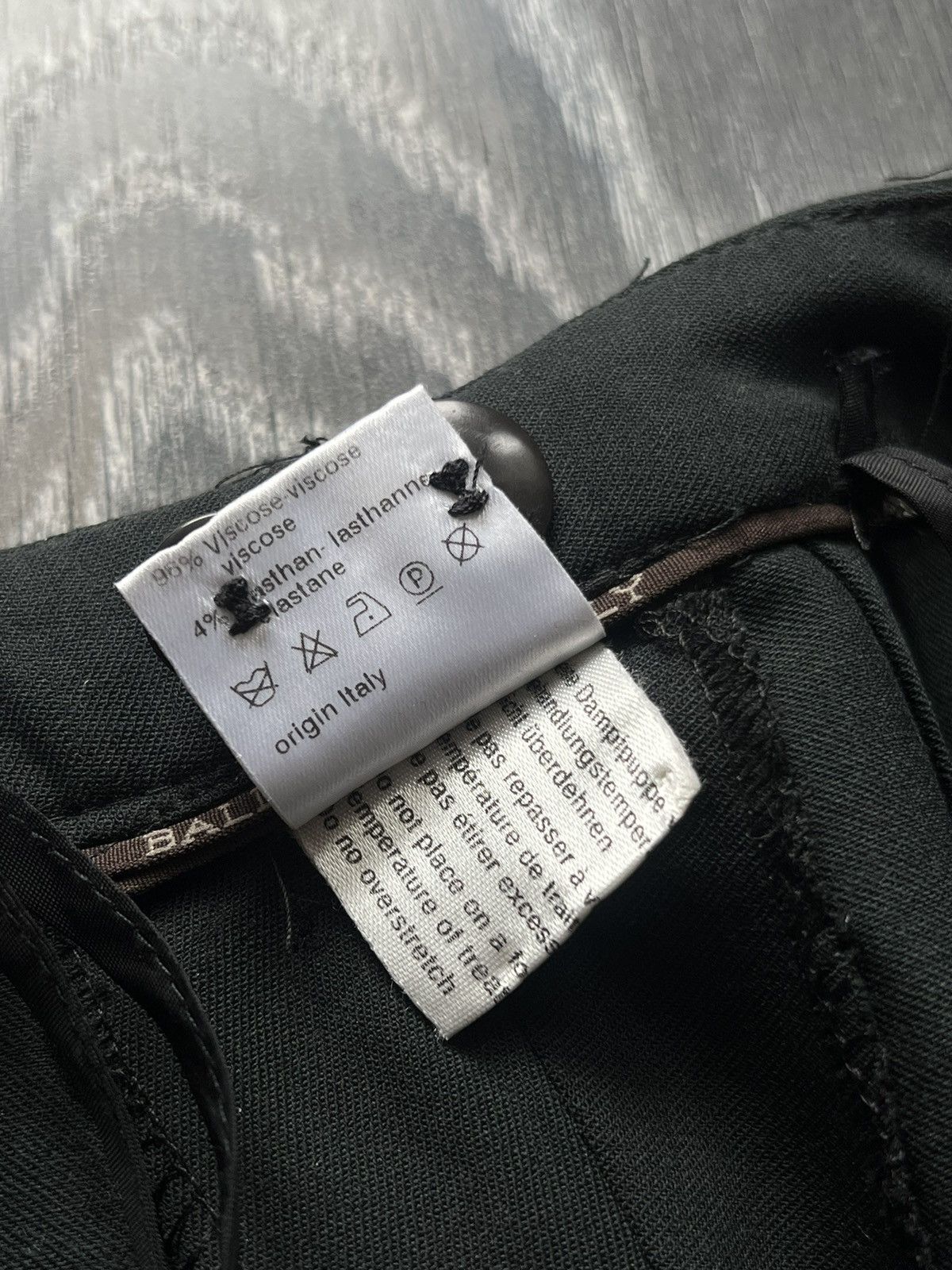 Bally Bally Trousers Luxury vintage Size 28" / US 6 / IT 42 - 7 Thumbnail
