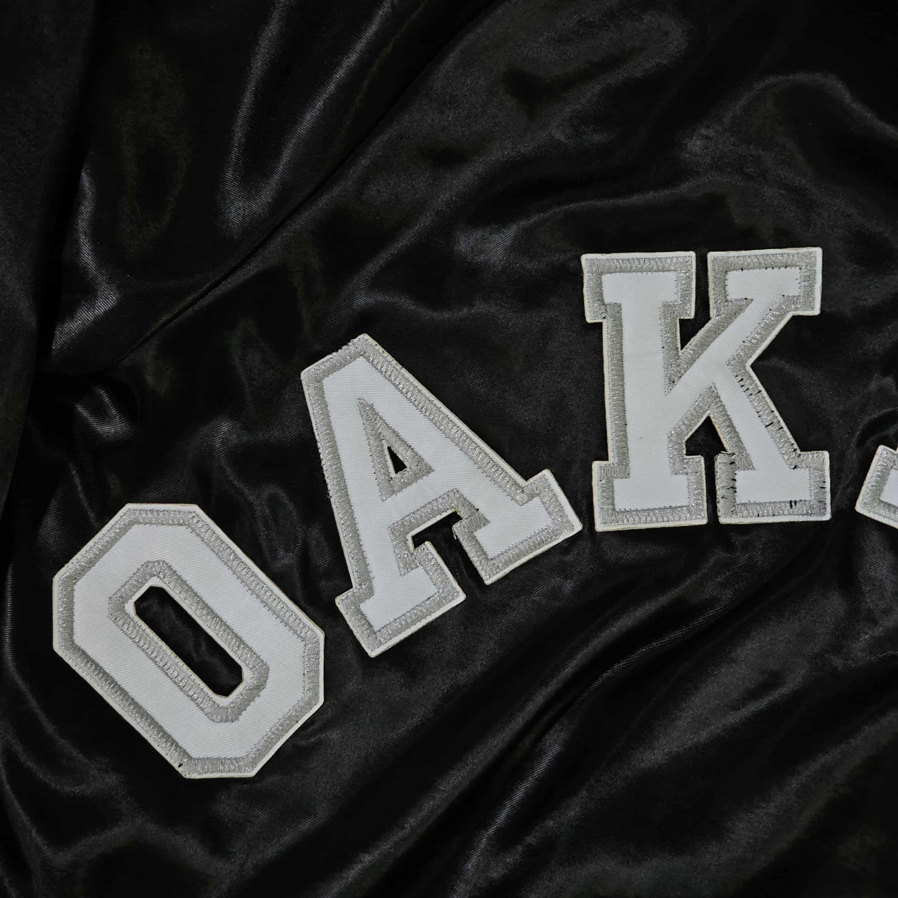 NFL Oakland Raiders Vintage 90s Chalk Line Satin Bomber Jacket Size US S / EU 44-46 / 1 - 6 Thumbnail