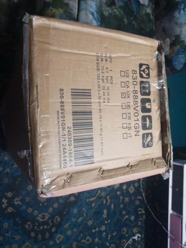 Christmas tree 7 ft new never used