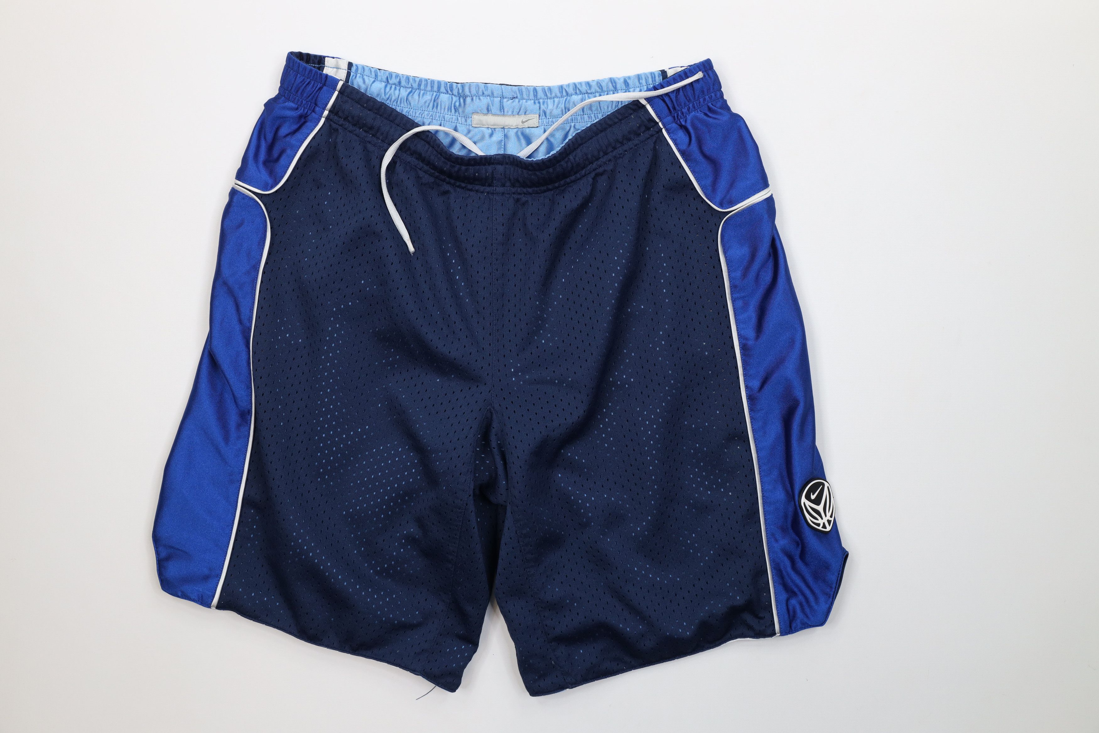 Nike Vintage 90s Y2K Nike Heavyweight Reversible Shorts Size US 34 / EU 50 - 11 Thumbnail