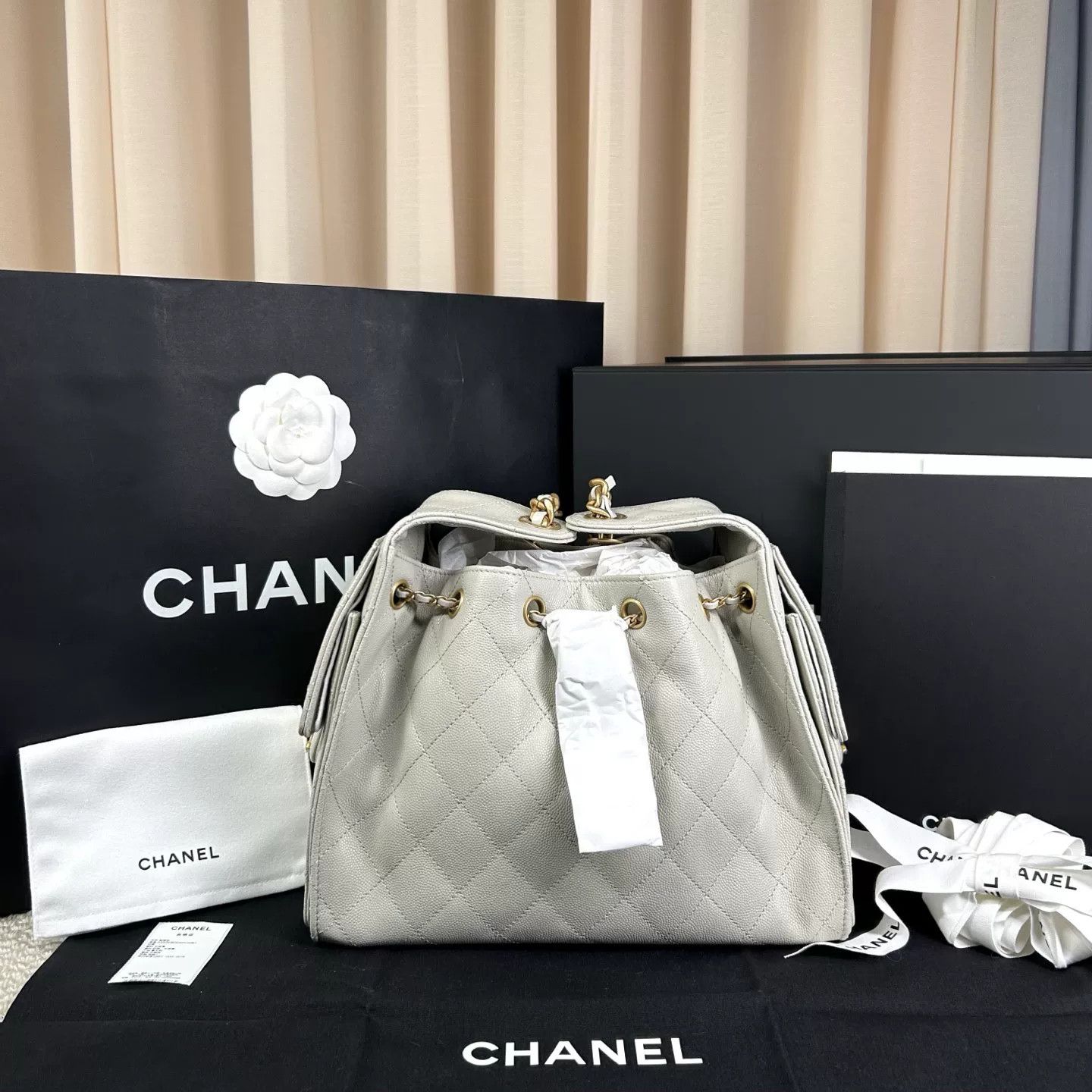 Chanel Pre-loved Bag Very good condition Size ONE SIZE - 1 Thumbnail