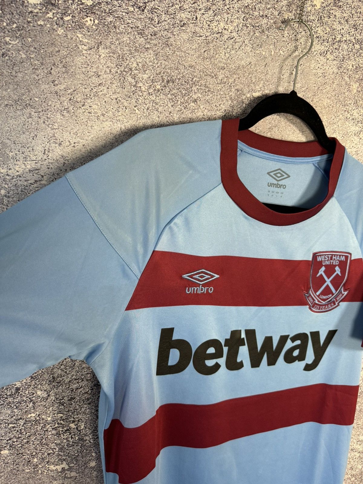 Umbro × Vintage Vintage West Ham United 2020/21 Umbro Jersey M size Size US M / EU 48-50 / 2 - 7 Thumbnail