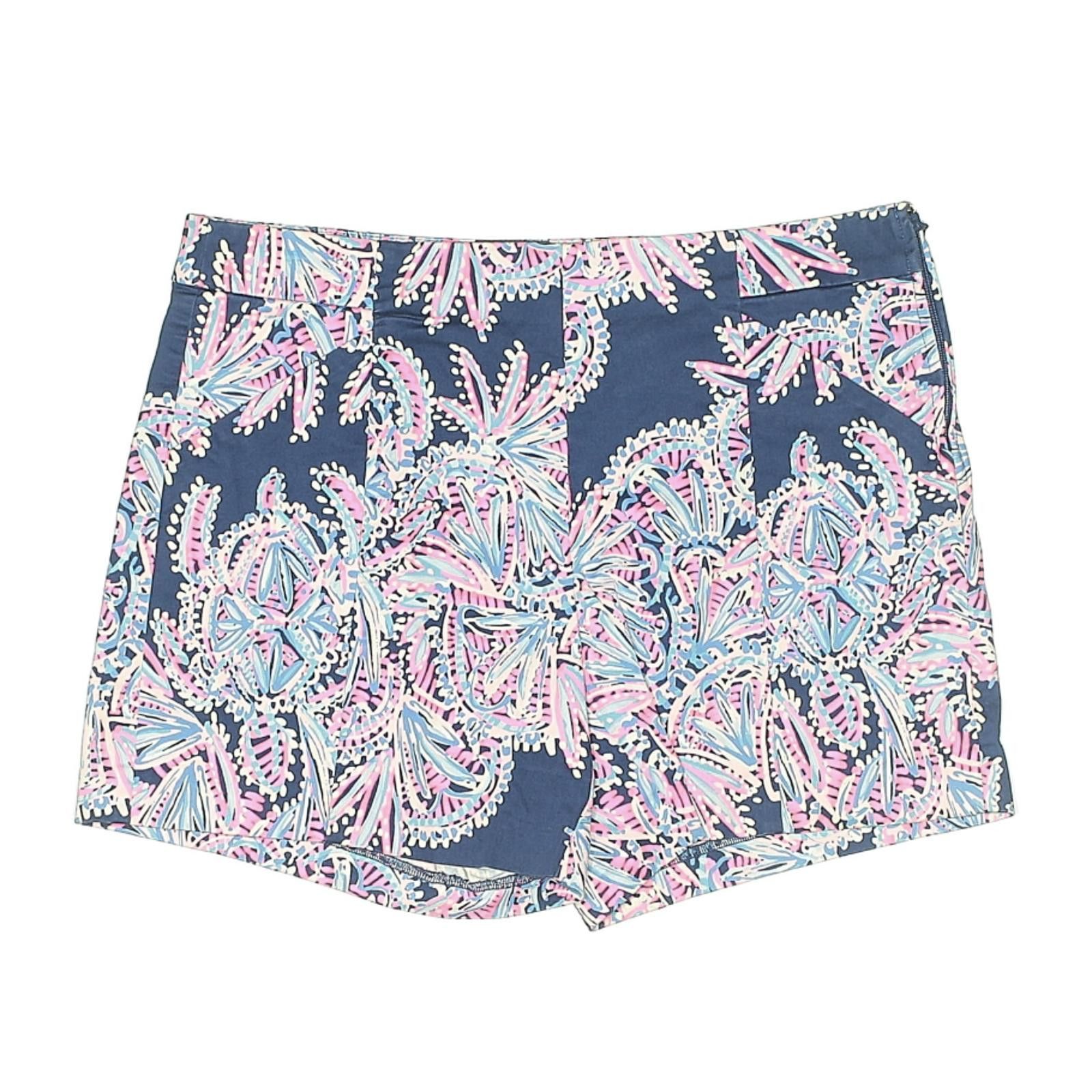 Other Lilly Pulitzer Size 6 Paisley Print Blue Boho Printed Shorts Size 28" / US 6 / IT 42 - 1 Thumbnail