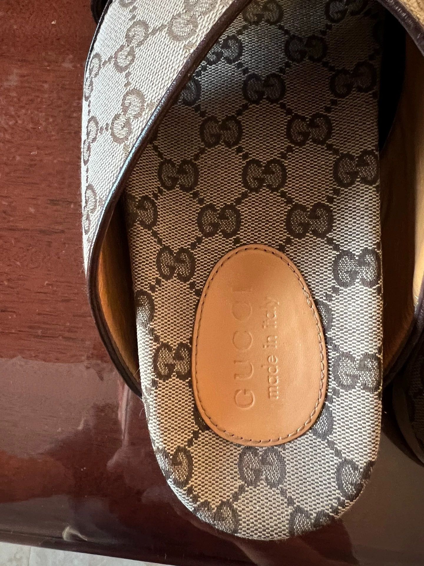 Gucci Gucci Full Logo Classic Slippers US 8 Authentic Size US 8 / EU 41 - 3 Thumbnail