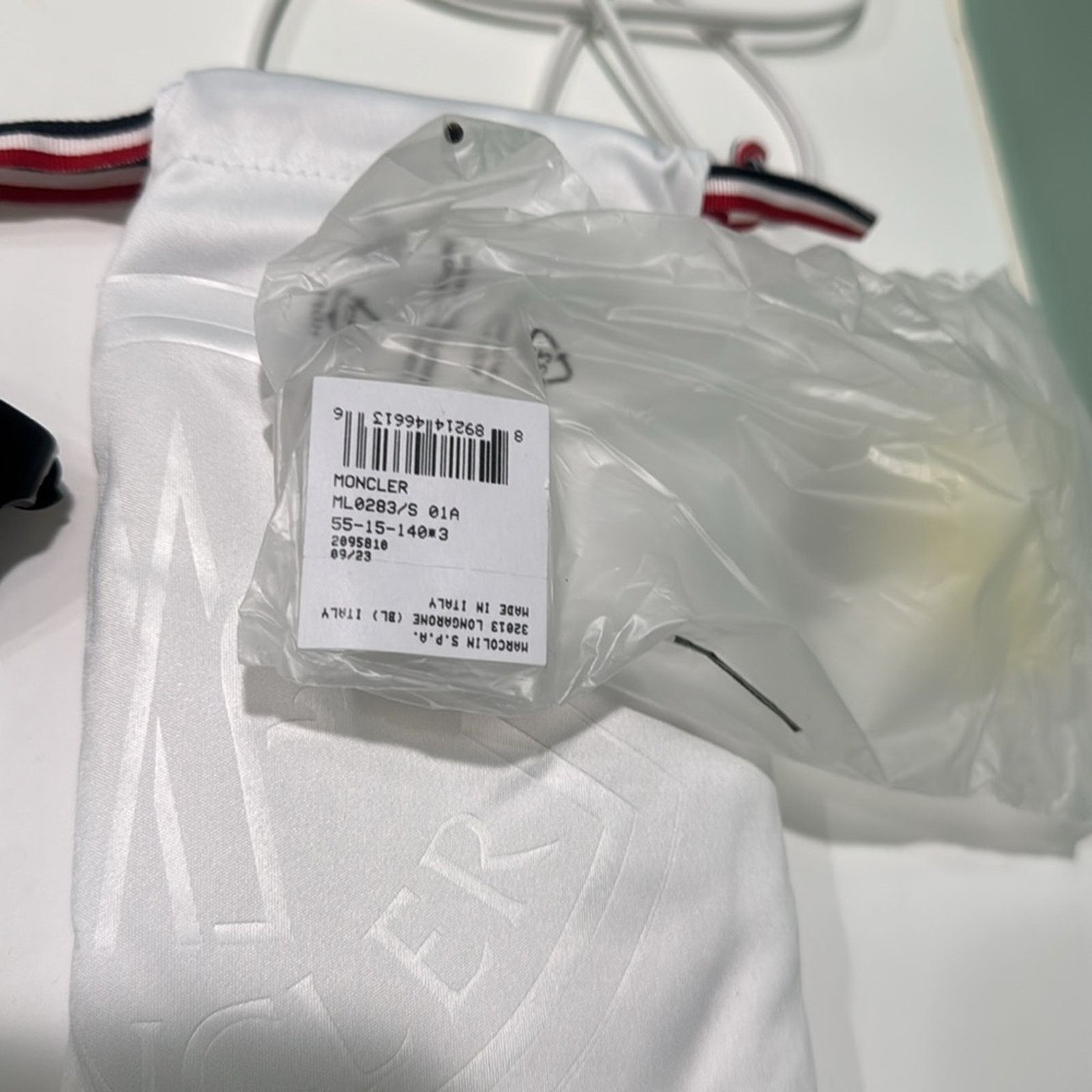 Moncler Moncler 55MM Cat Eye Sunglasses Black Size ONE SIZE - 7 Thumbnail